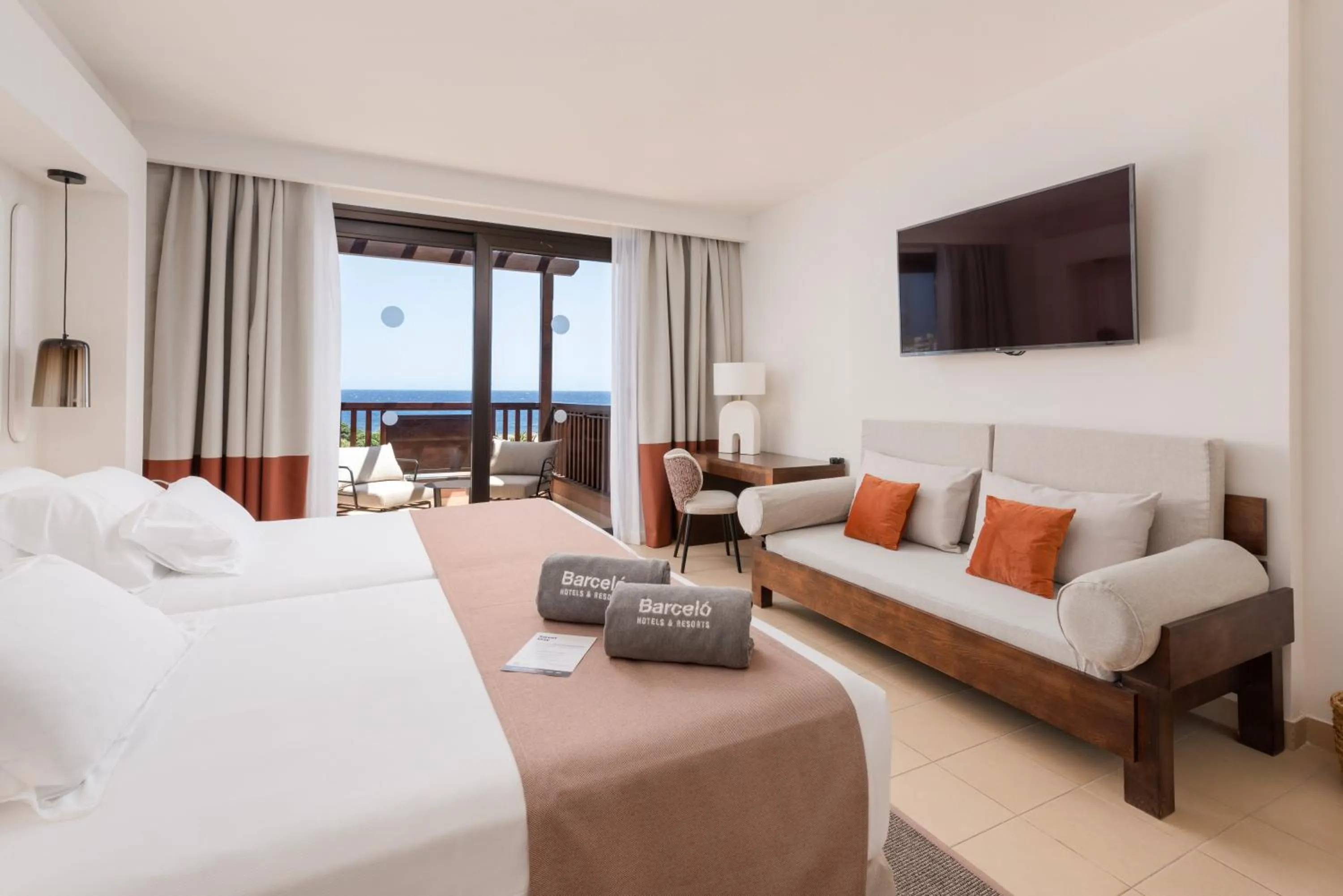 Deluxe Double Room with Sea View in Barceló Tenerife Royal Level