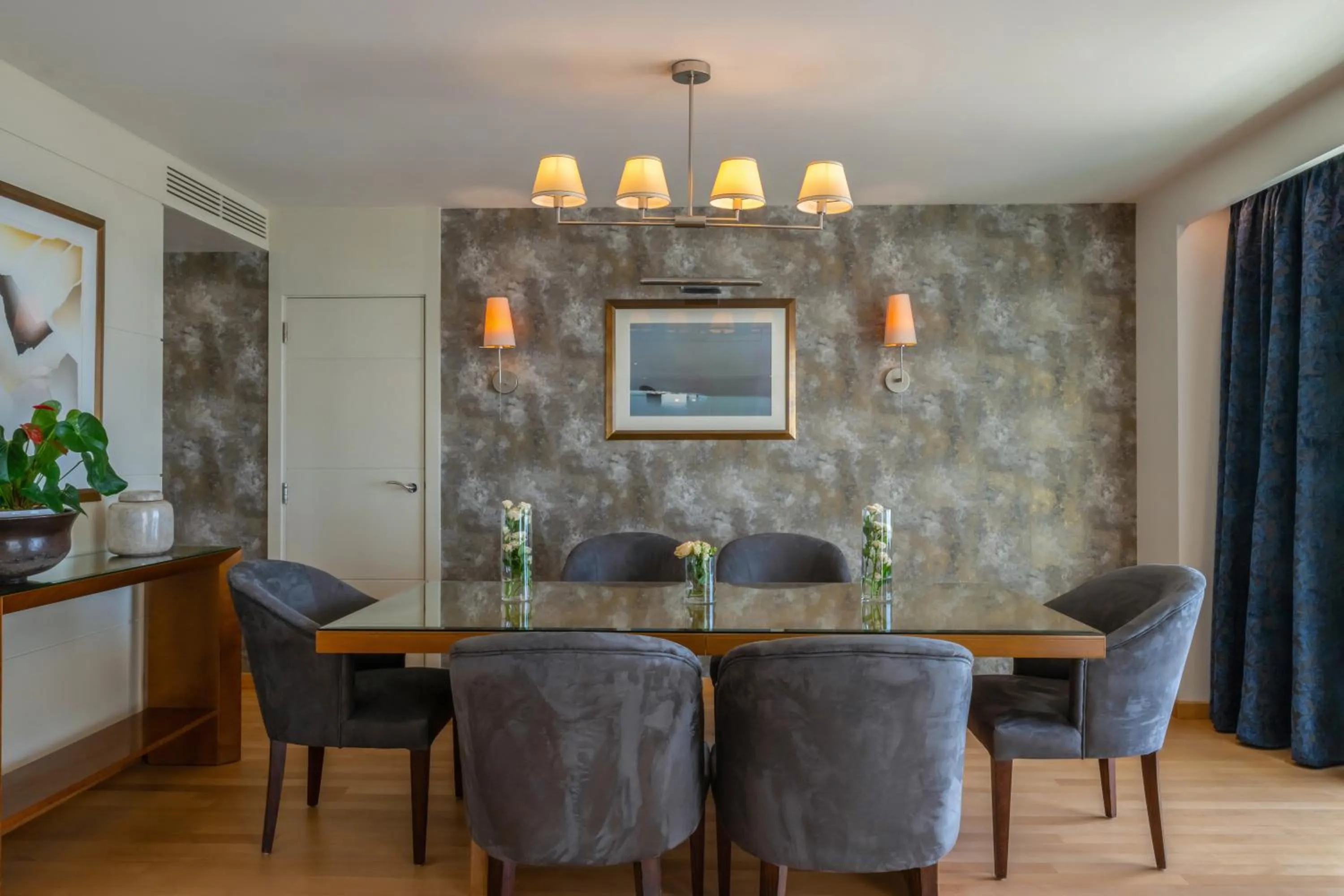 Royal Suite in Mövenpick Hotel Beirut