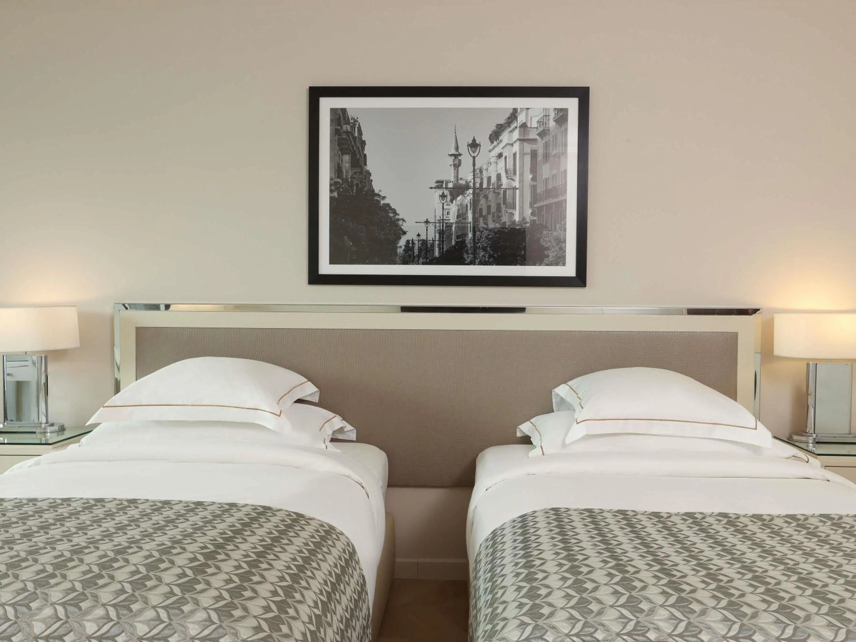 Executive Twin Room in Mövenpick Hotel Beirut