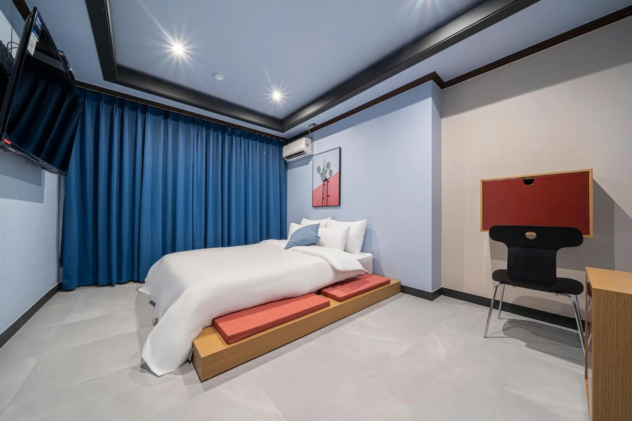 Standard Double Room in Shourin Hotel Daejeon by Aank