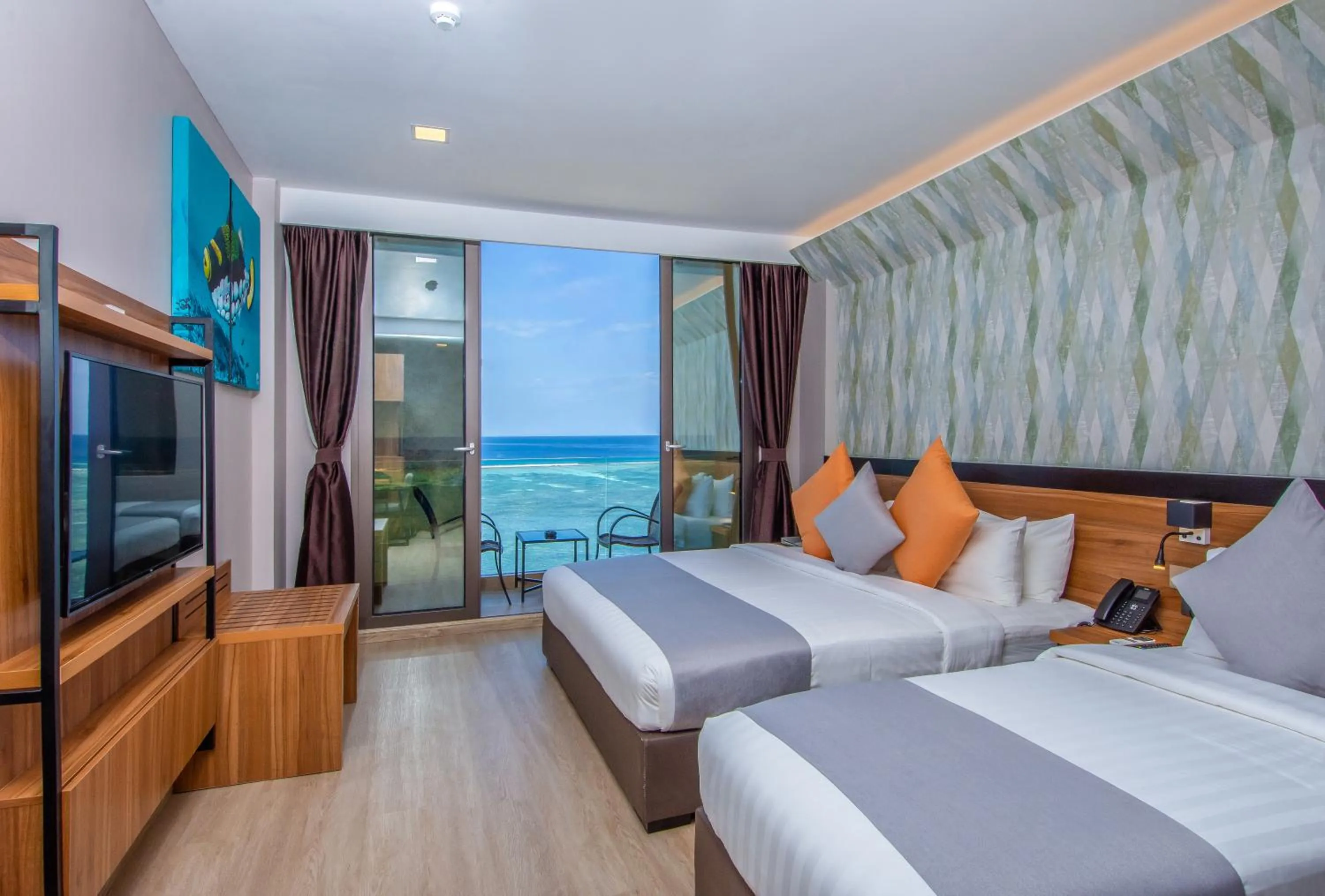 Deluxe Triple Room with Sea View in Triton Prestige Seaview and Spa
