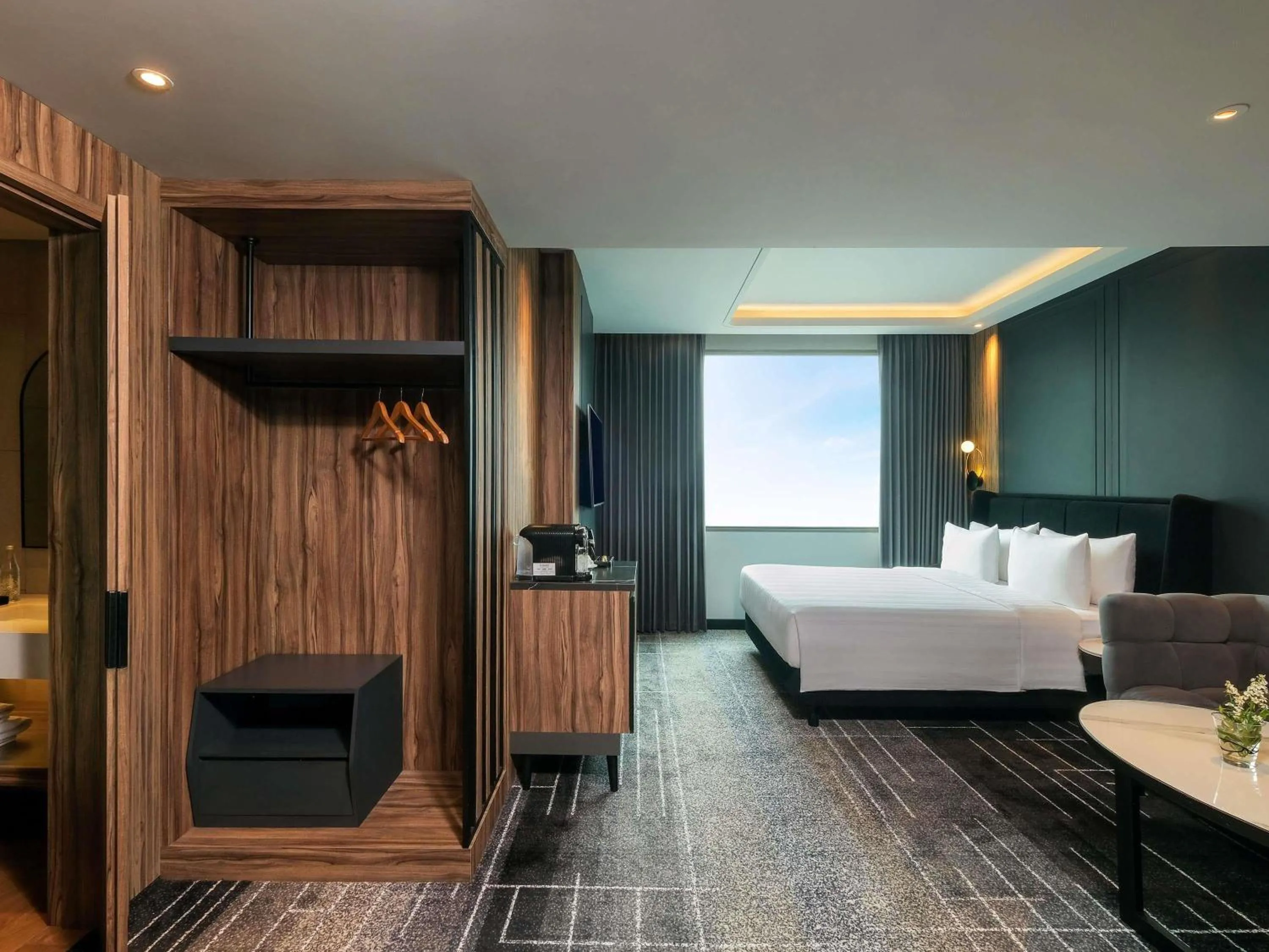 Junior Suite in Mercure Tangerang Centre