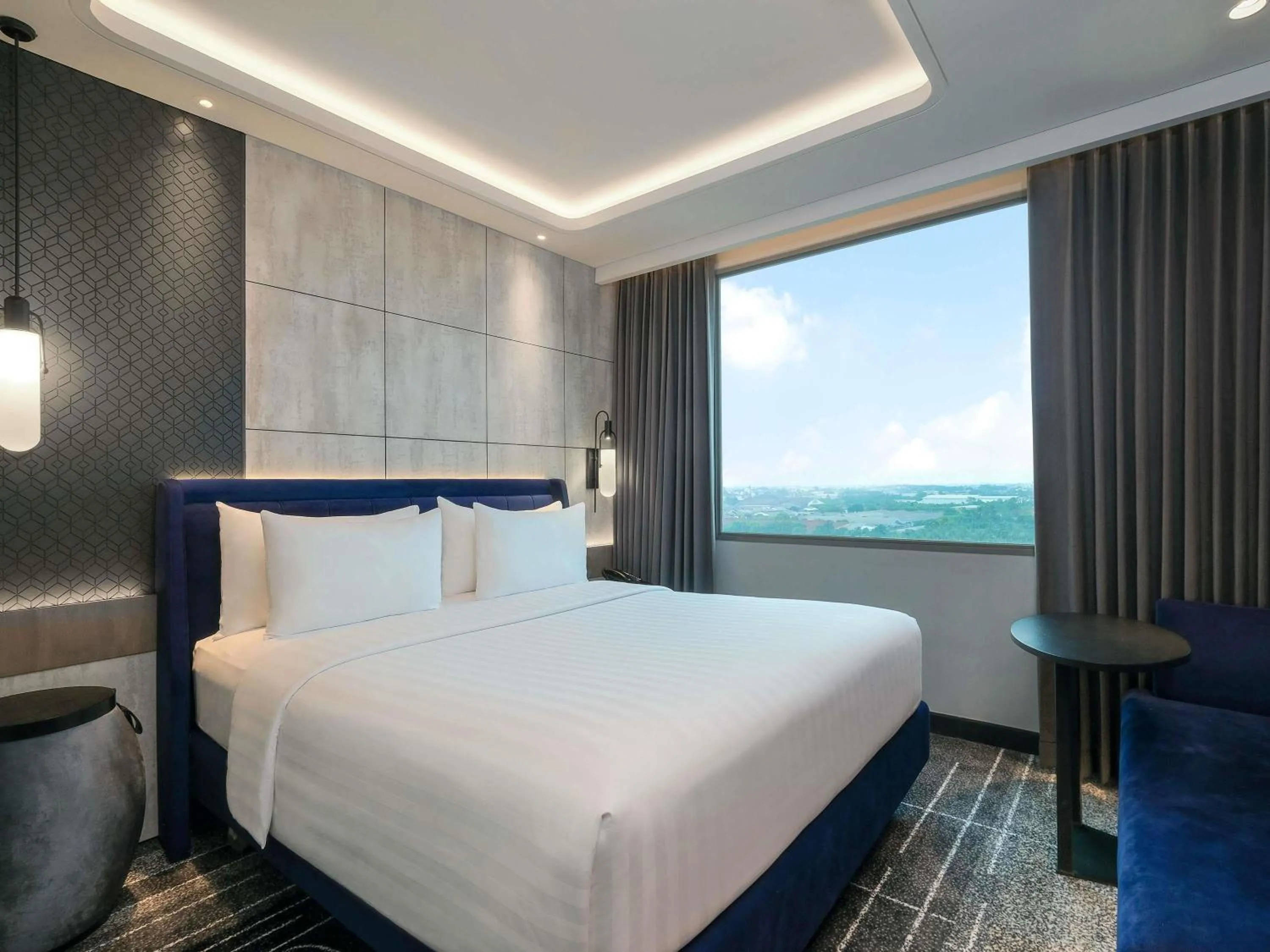 Deluxe Double Room in Mercure Tangerang Centre