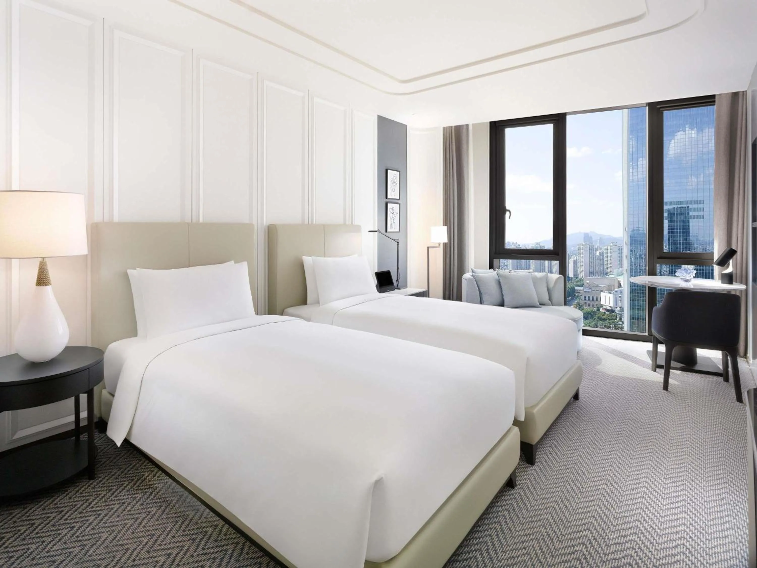 Luxury Lake Room with 2 Single Beds, Lake View in Sofitel Ambassador Seoul Hotel & Serviced Residences