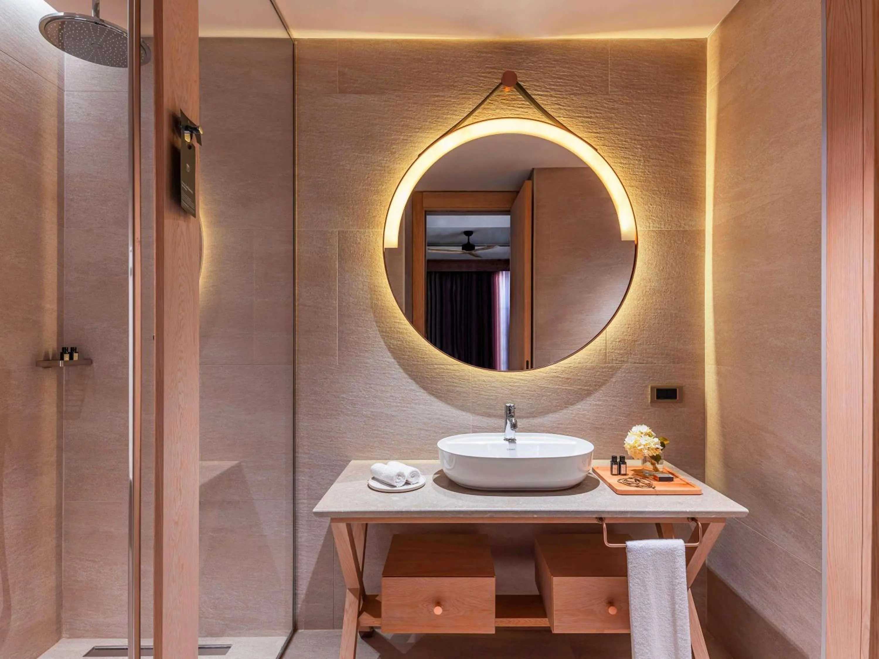 Deluxe Twin Room with Sea View in The Bodrum Hotel Yalıkavak - MGallery Collection