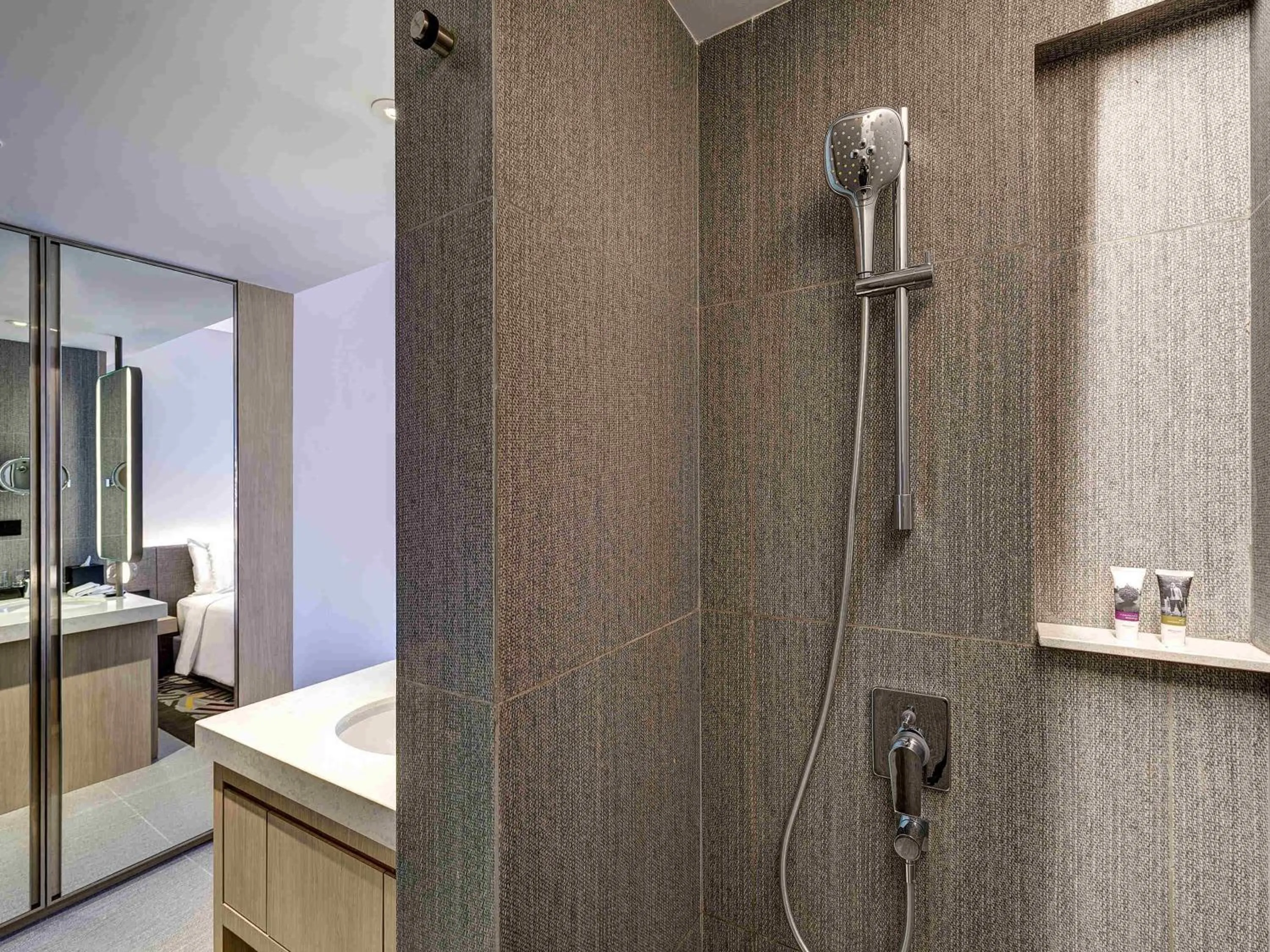 Superior Double Room in Mercure Kuala Lumpur Glenmarie