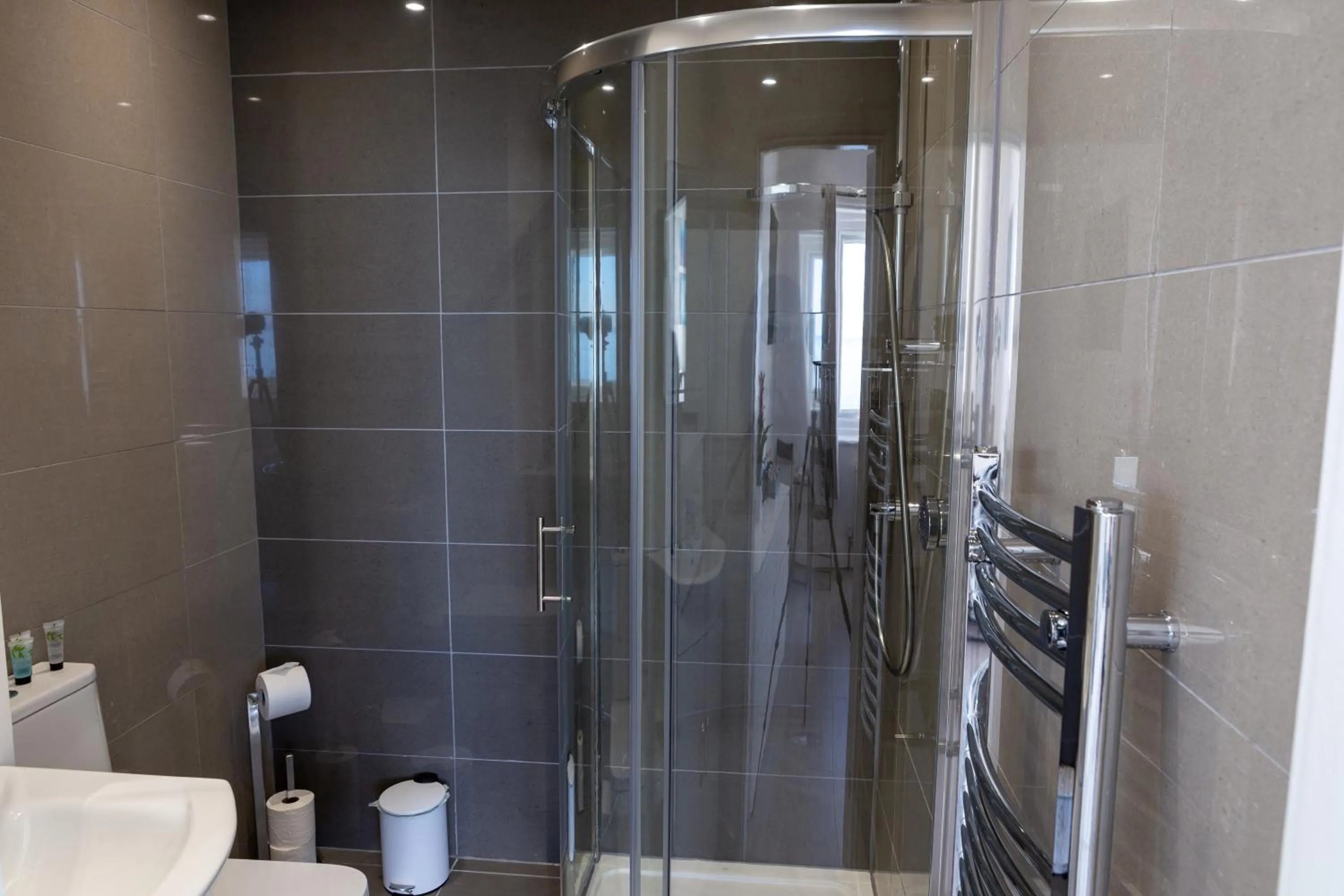 Double Room with Private Bathroom in The Halcyon