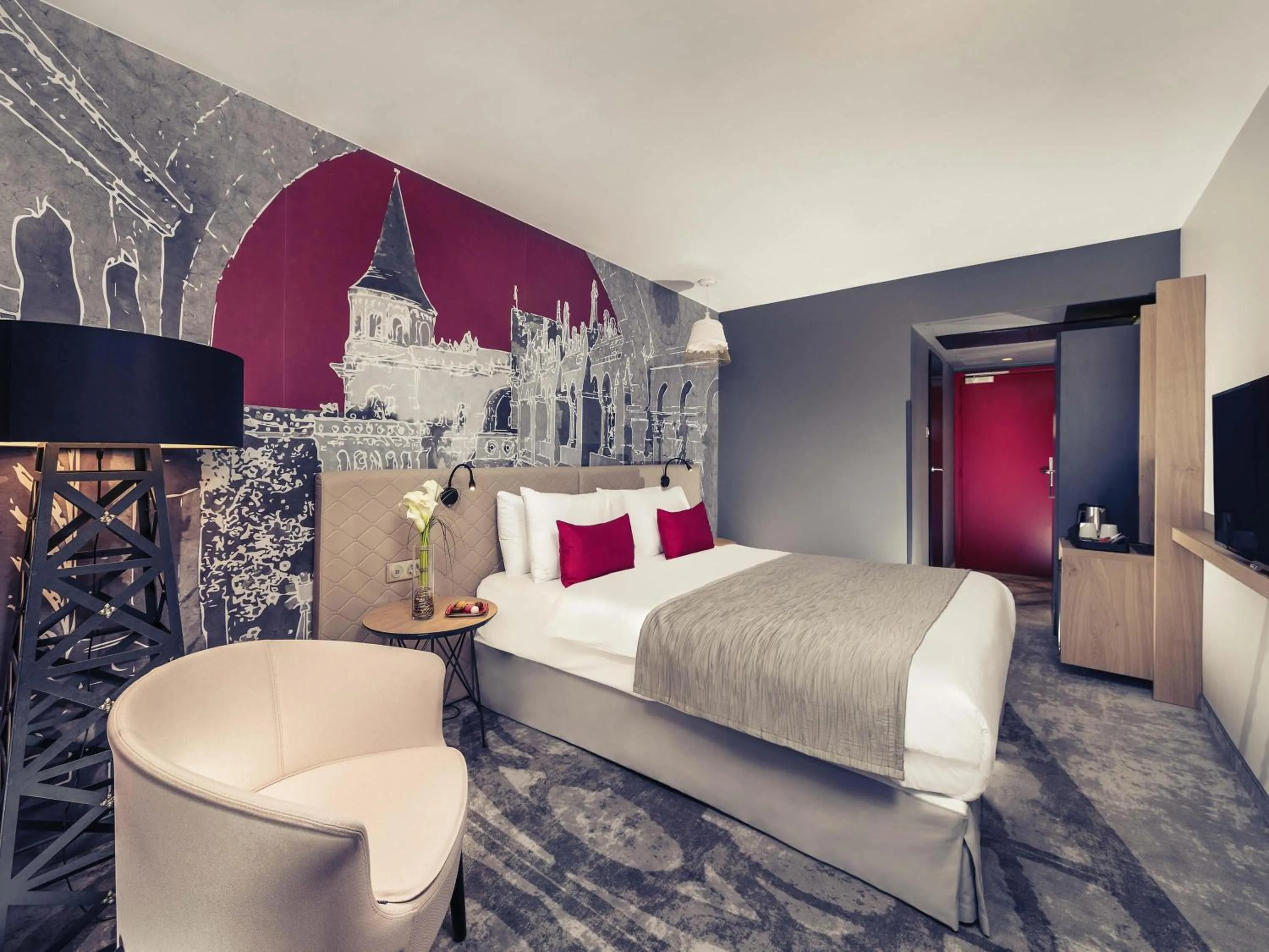 Superior Suite with Living Room in Mercure Budapest Castle Hill