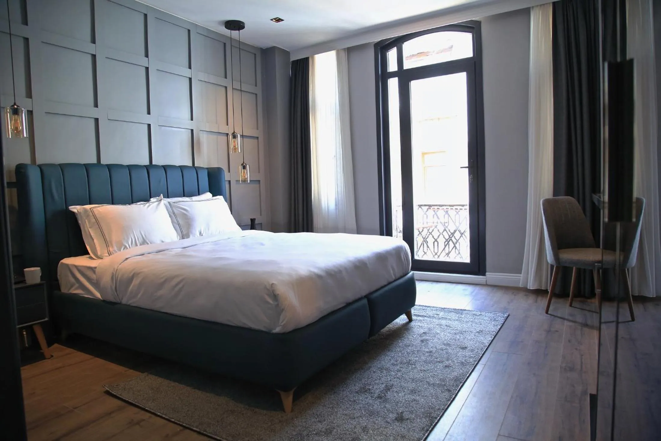 Deluxe Double Room with Balcony in HOTEL BRONTE