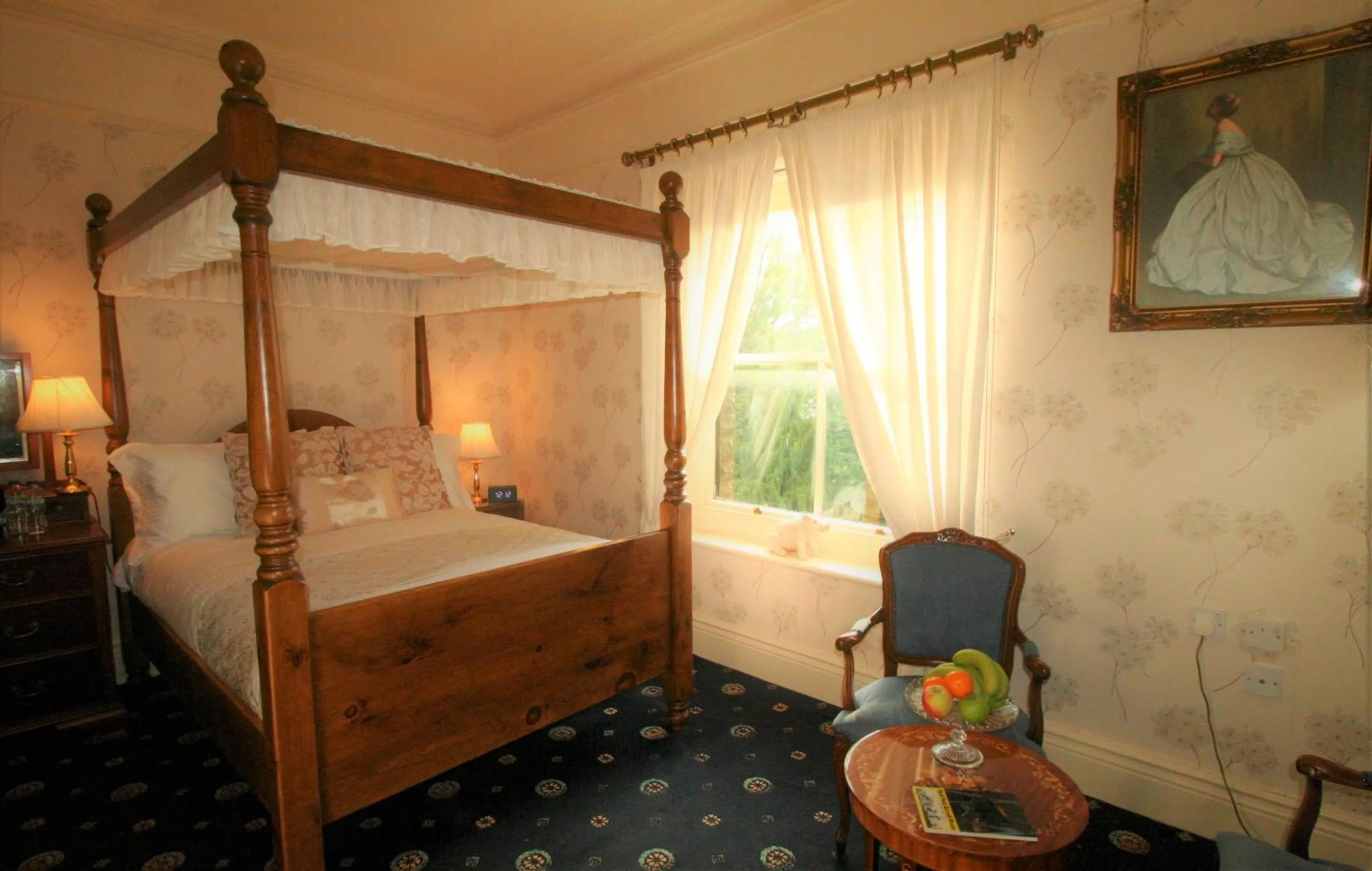 Double Room with Private Bathroom in Kingscroft