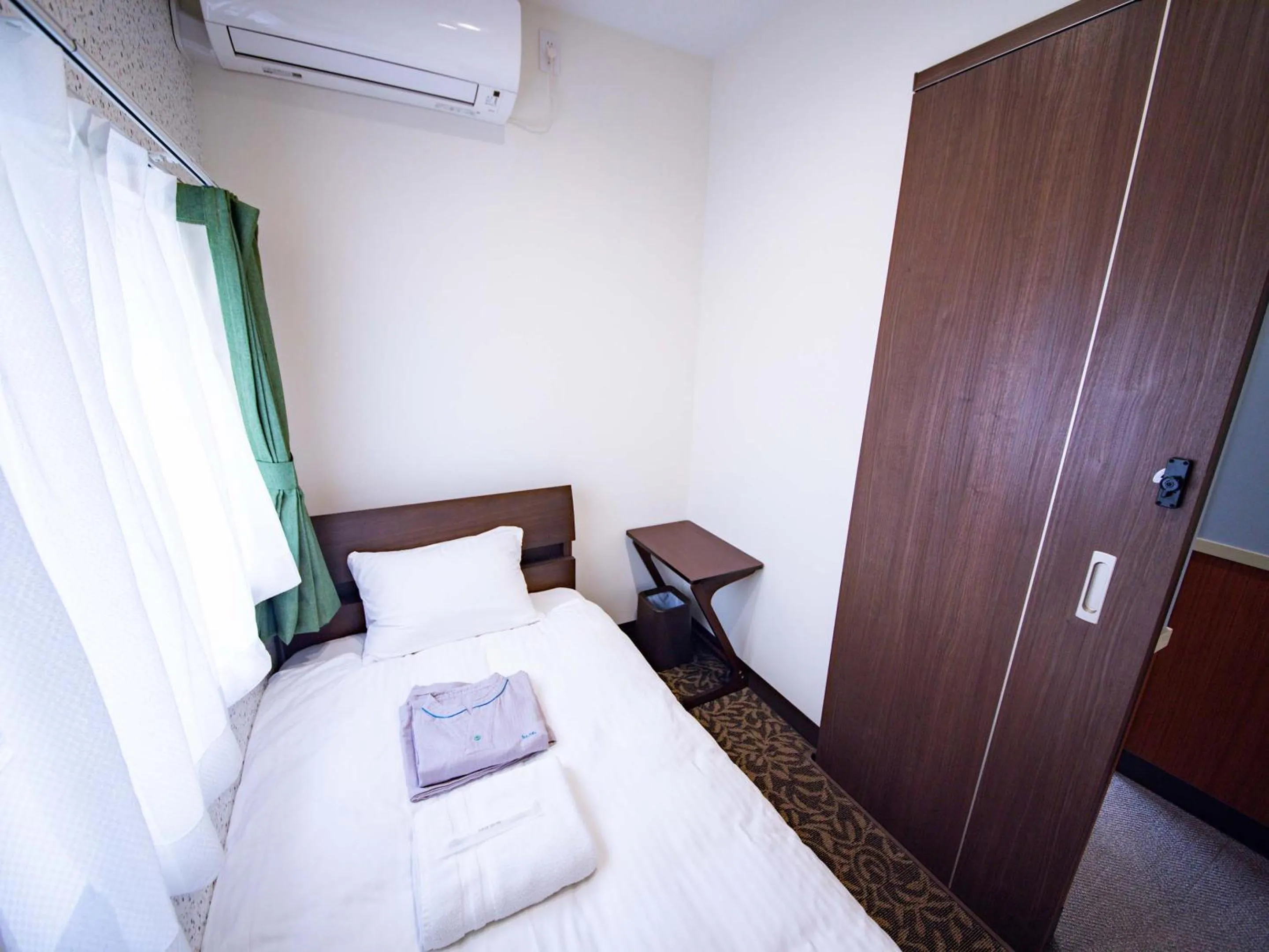 Economy Single Room - single occupancy in tune HIGORO