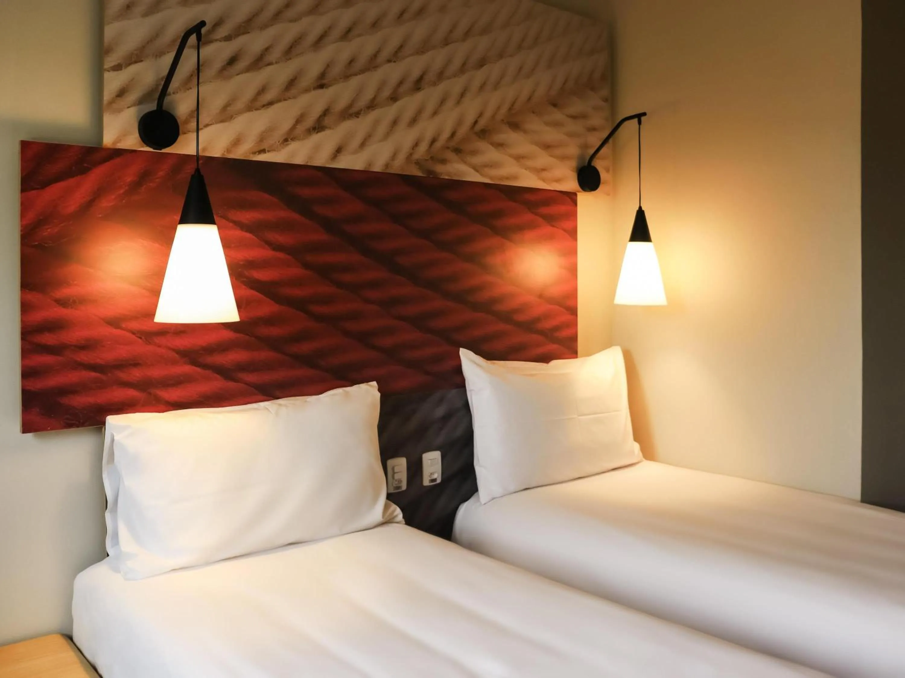 Standard Twin Room in Ibis Guaxupe