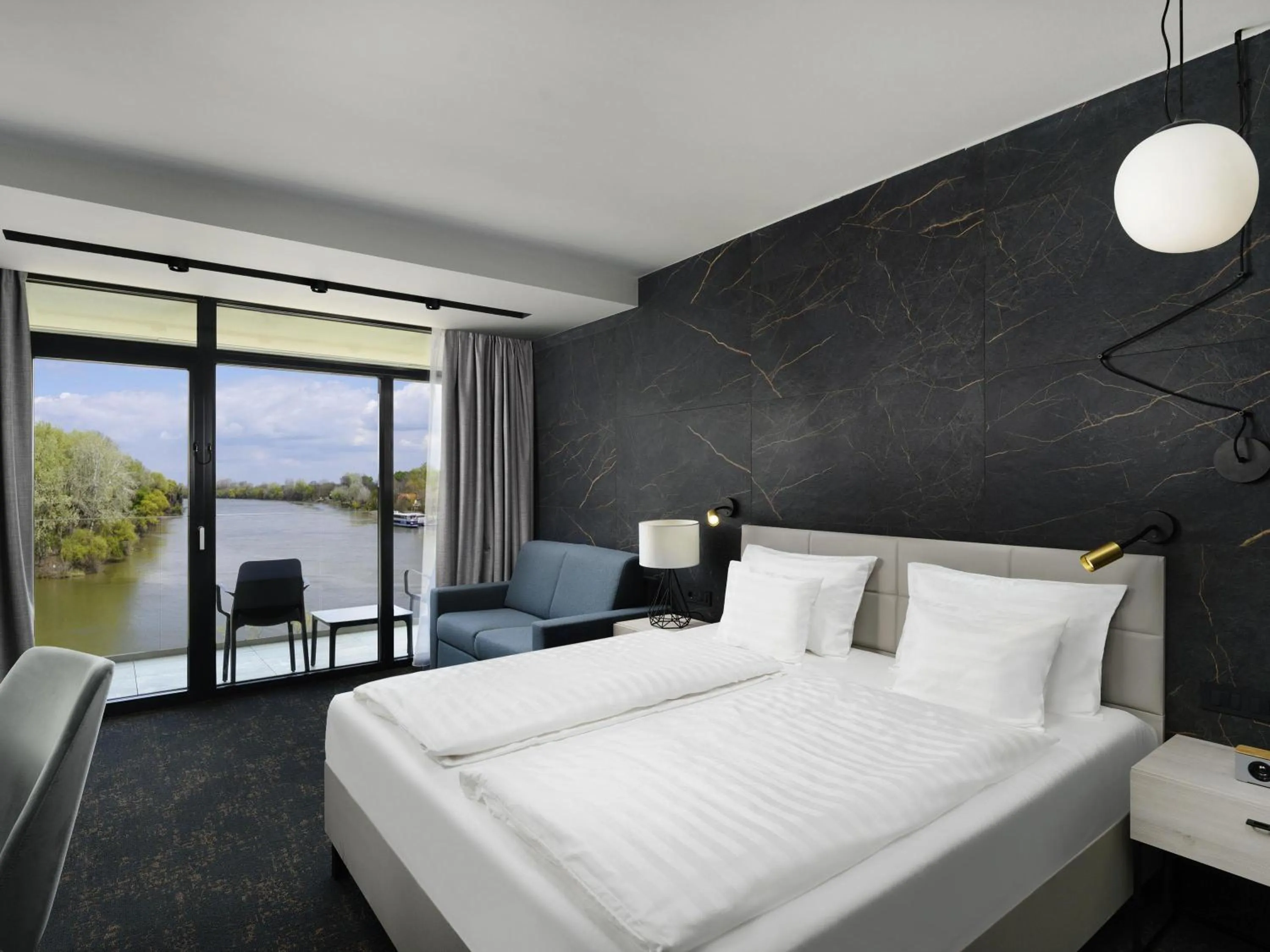 Privilege Double Room with Sofa Bed in Mercure Tokaj Center