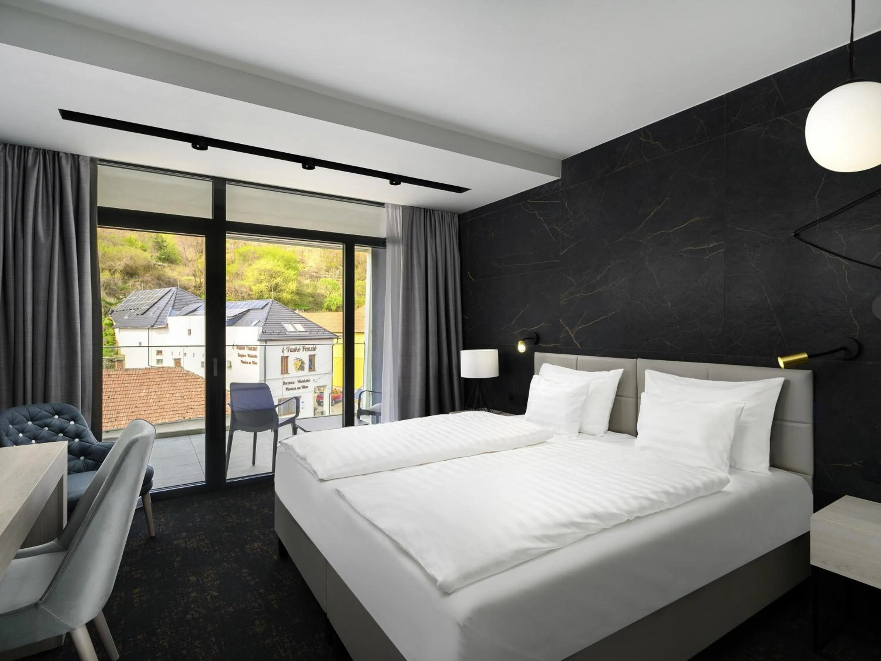 Standard Twin Room in Mercure Tokaj Center