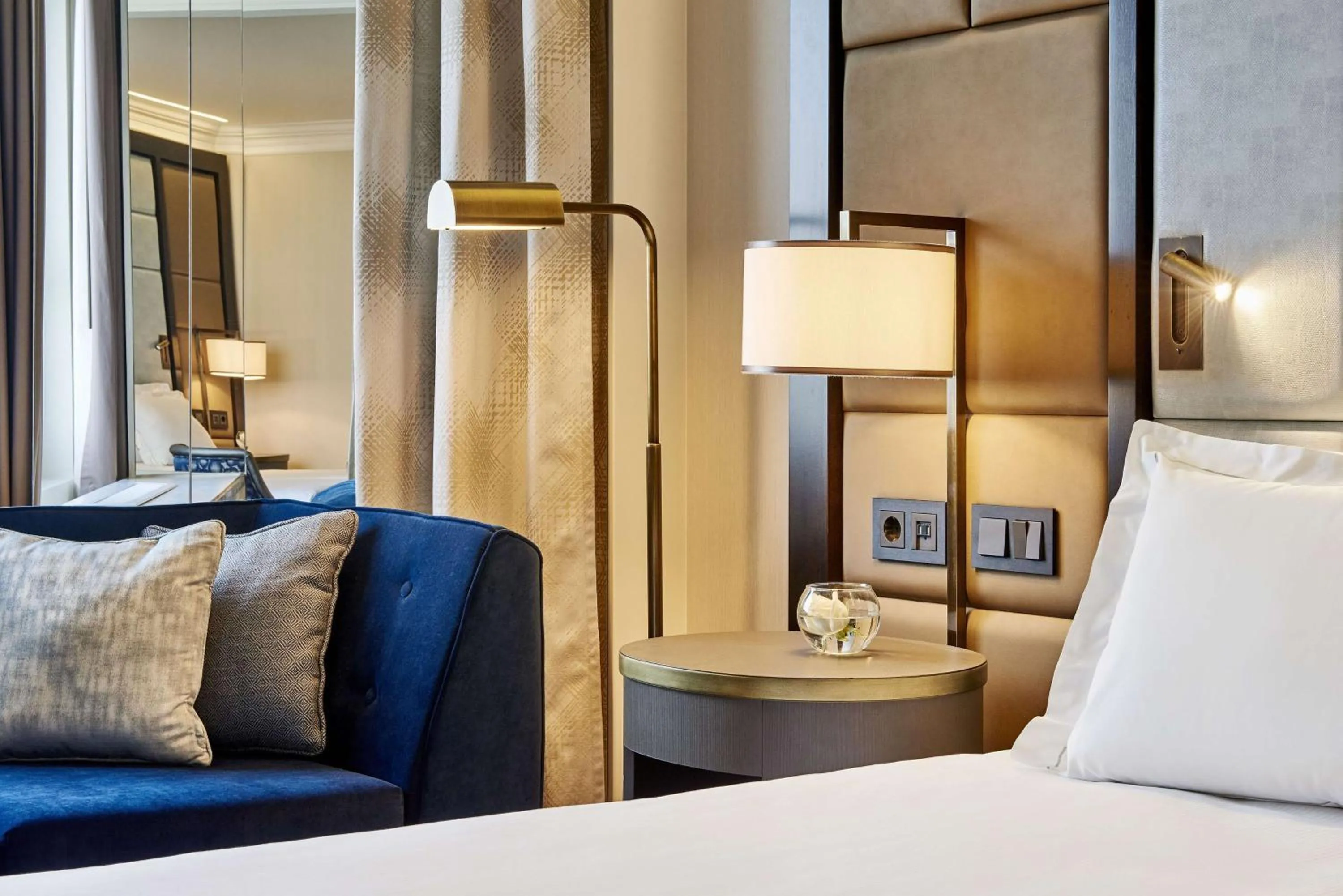 Executive Twin Room - Lounge Access in Hilton Budapest
