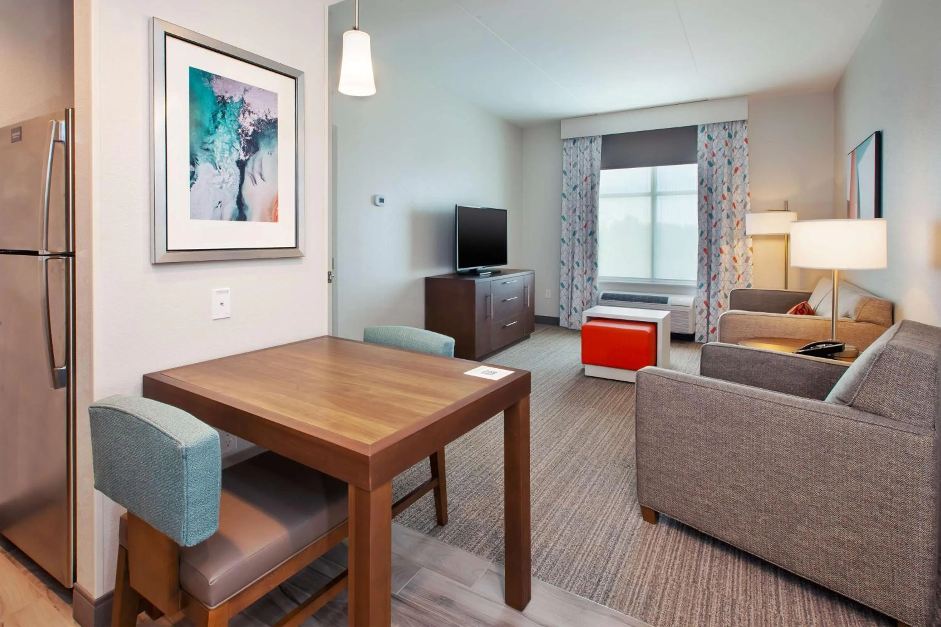 One-Bedroom Queen Suite - Hearing Accessible in Homewood Suites By Hilton Columbus Easton, Oh