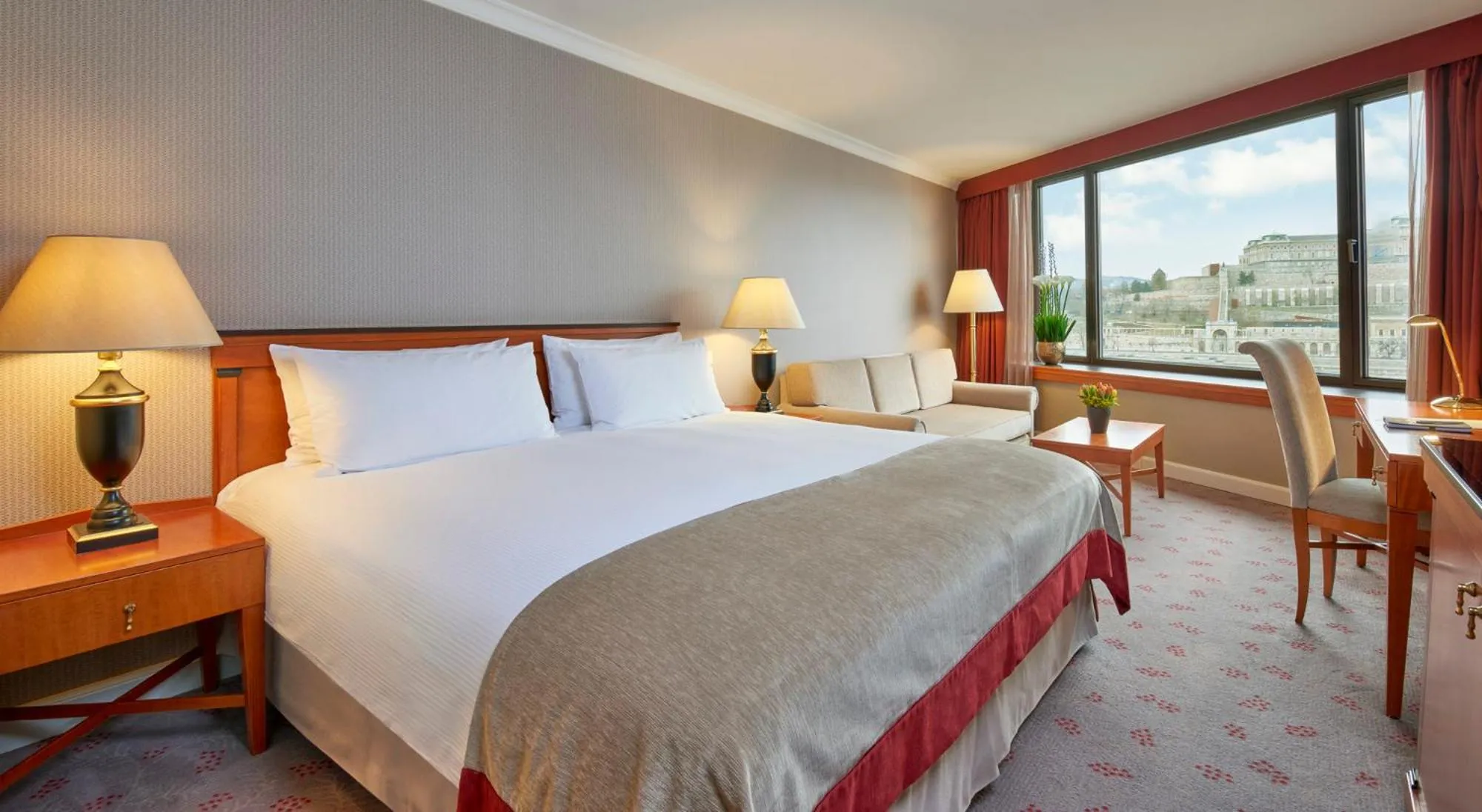 Premium King with Sofa and River View in InterContinental Budapest by IHG