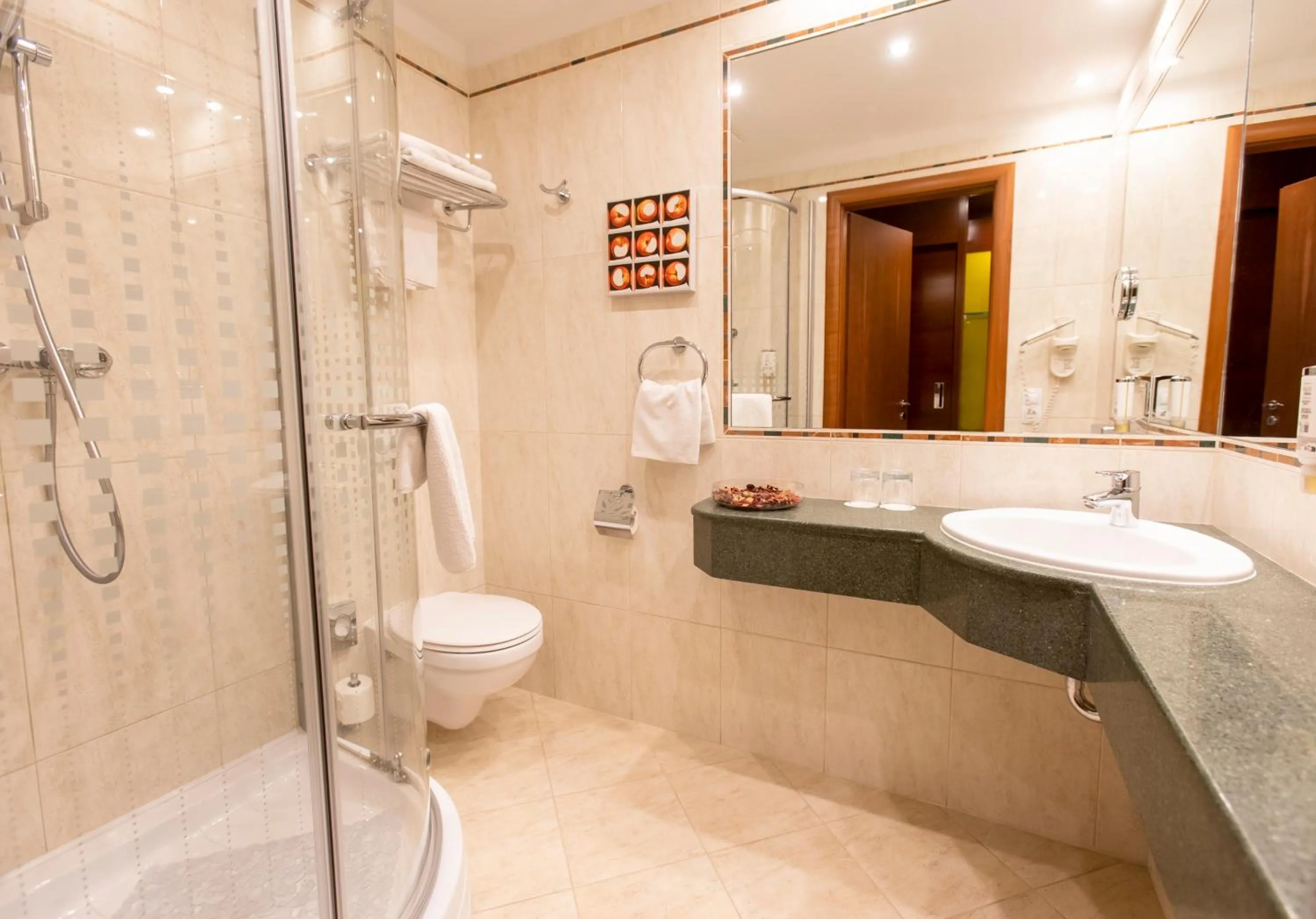 Executive Double for Single use - Lounge Access in Lion's Garden Hotel