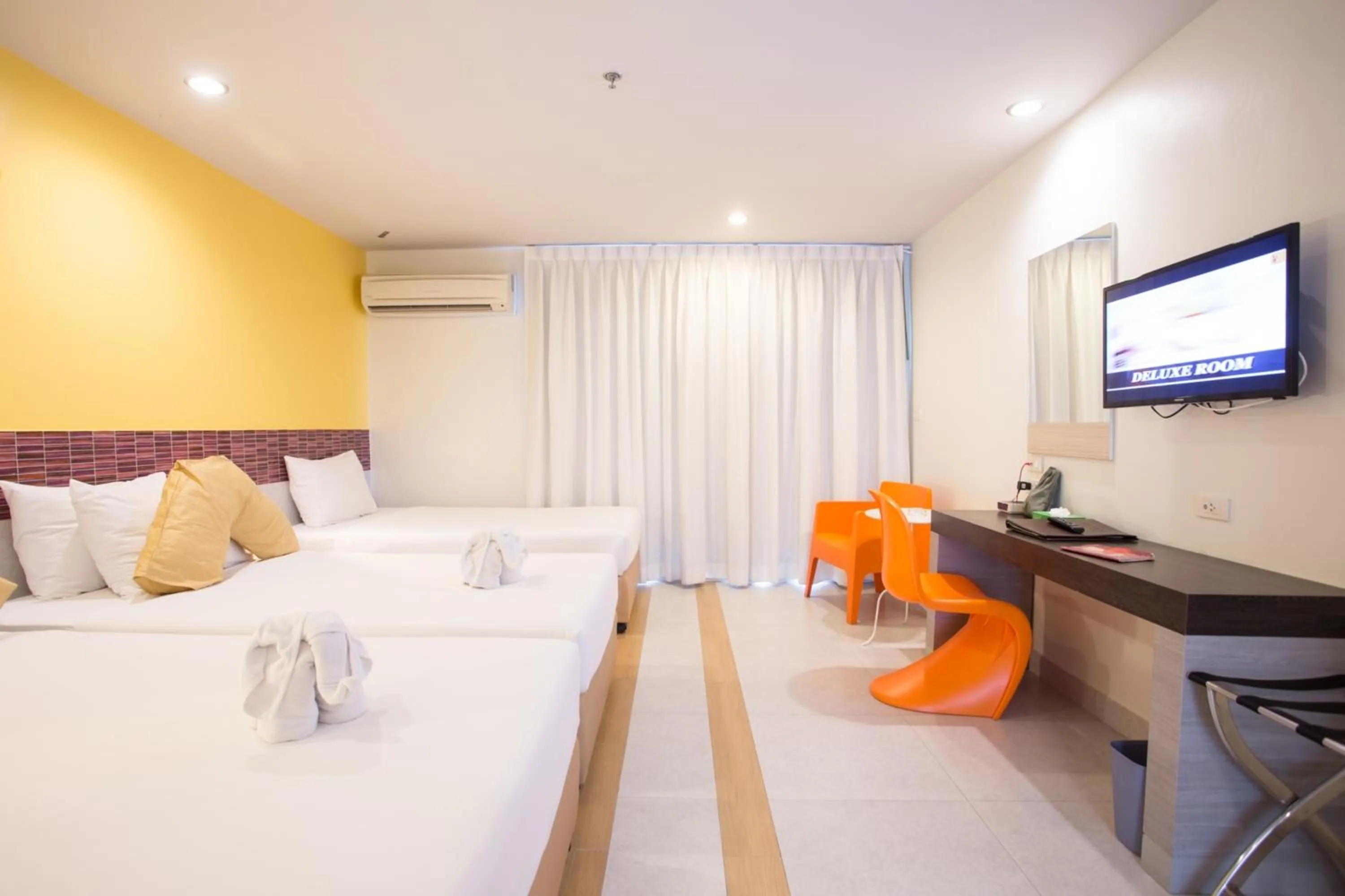 Deluxe Triple Room in Grand Bella