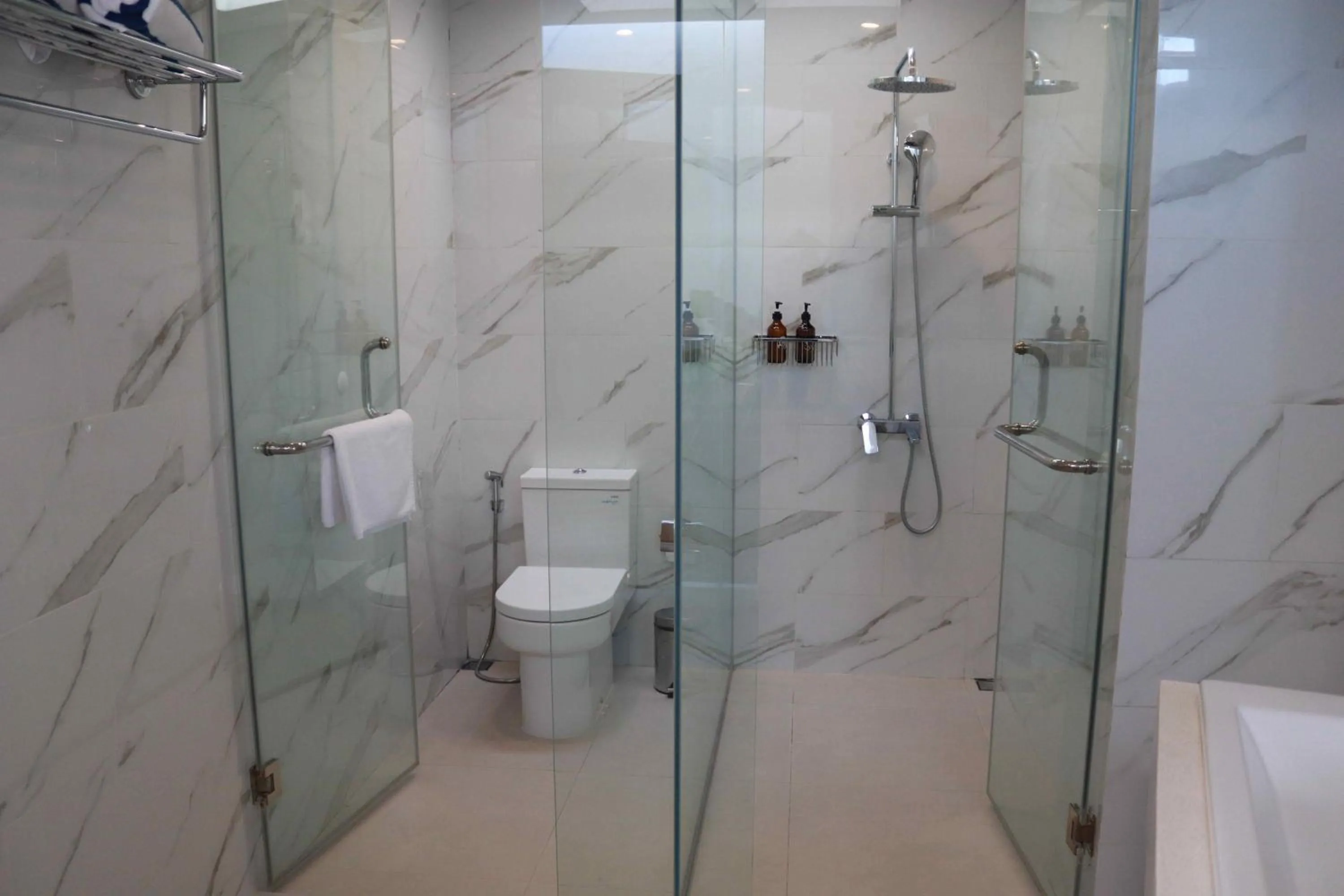 Three-Bedroom Villa in Alami Luxury Villa