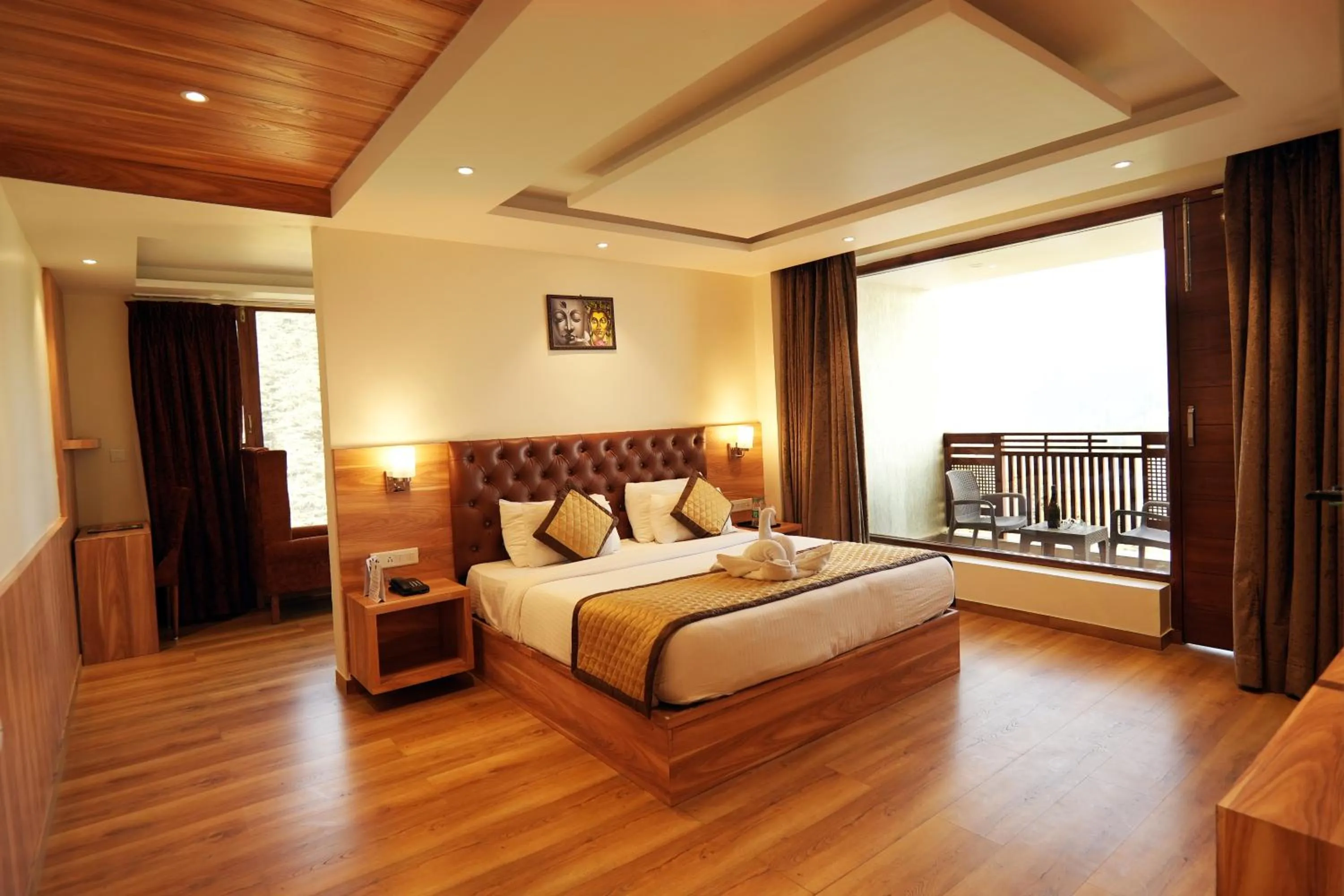 King Room with Mountain View in The Jungle Mountain Retreat