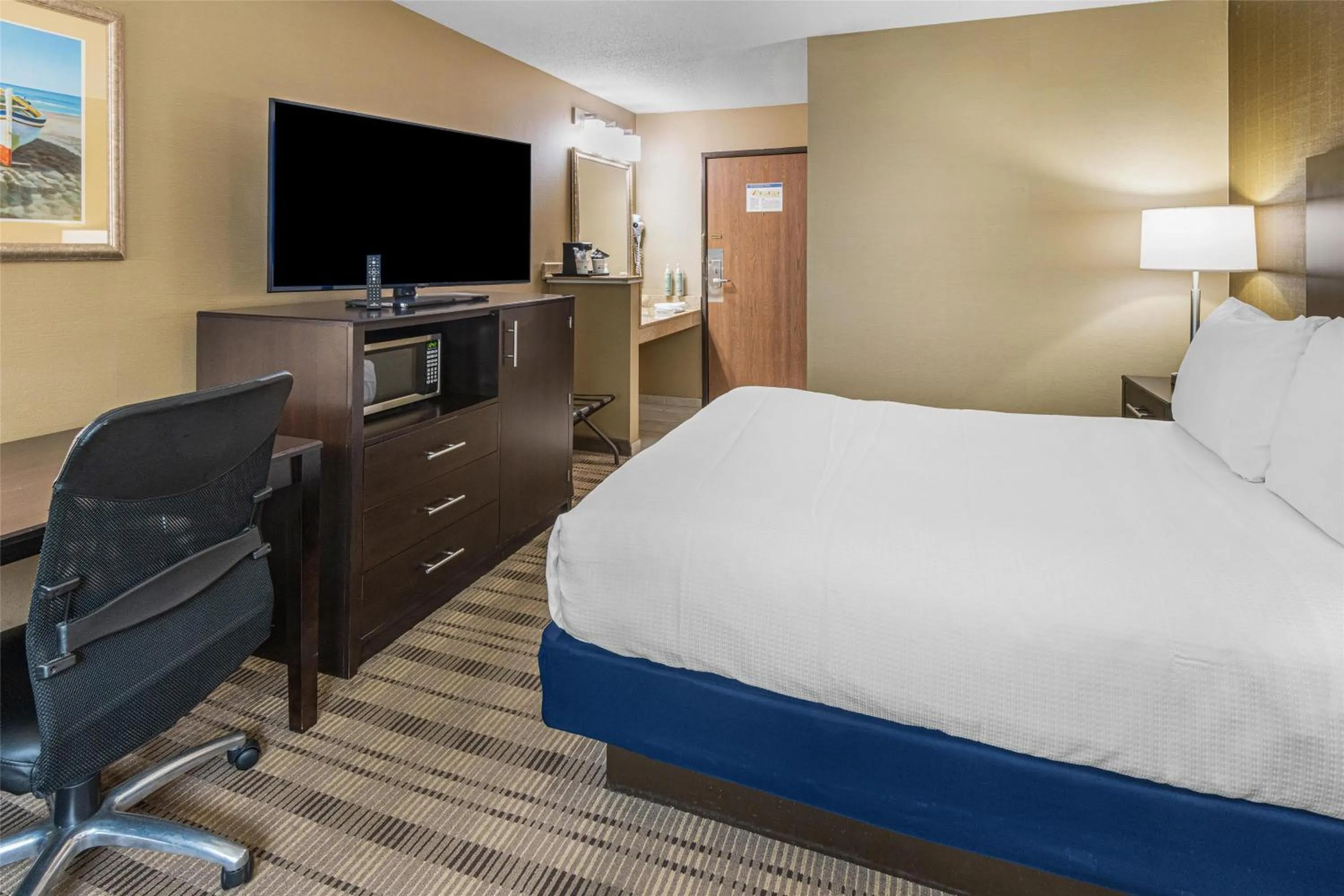 Queen Room in Best Western Providence Warwick Airport Inn