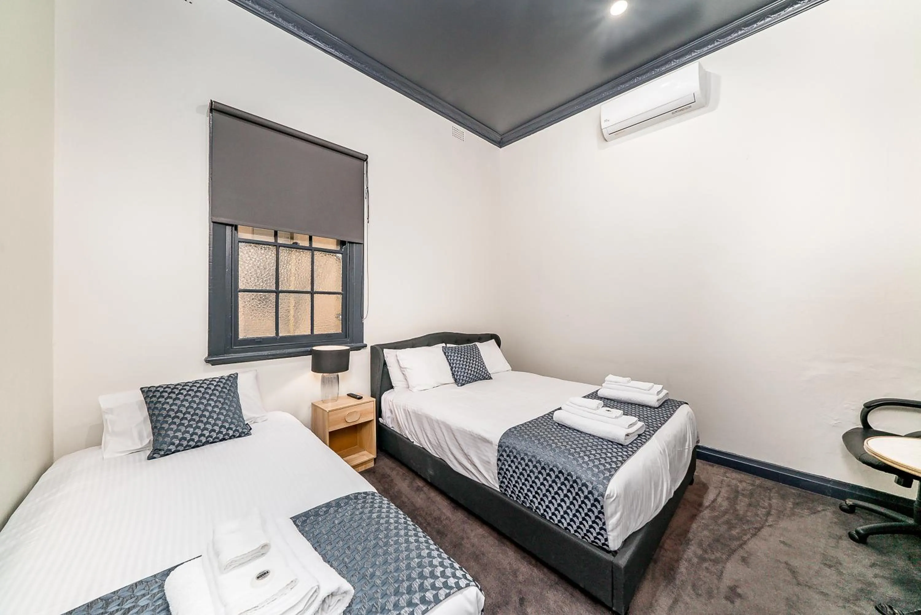 Basic Triple Room with Shared Bathroom in Romano's Hotel & Suites Wagga Wagga