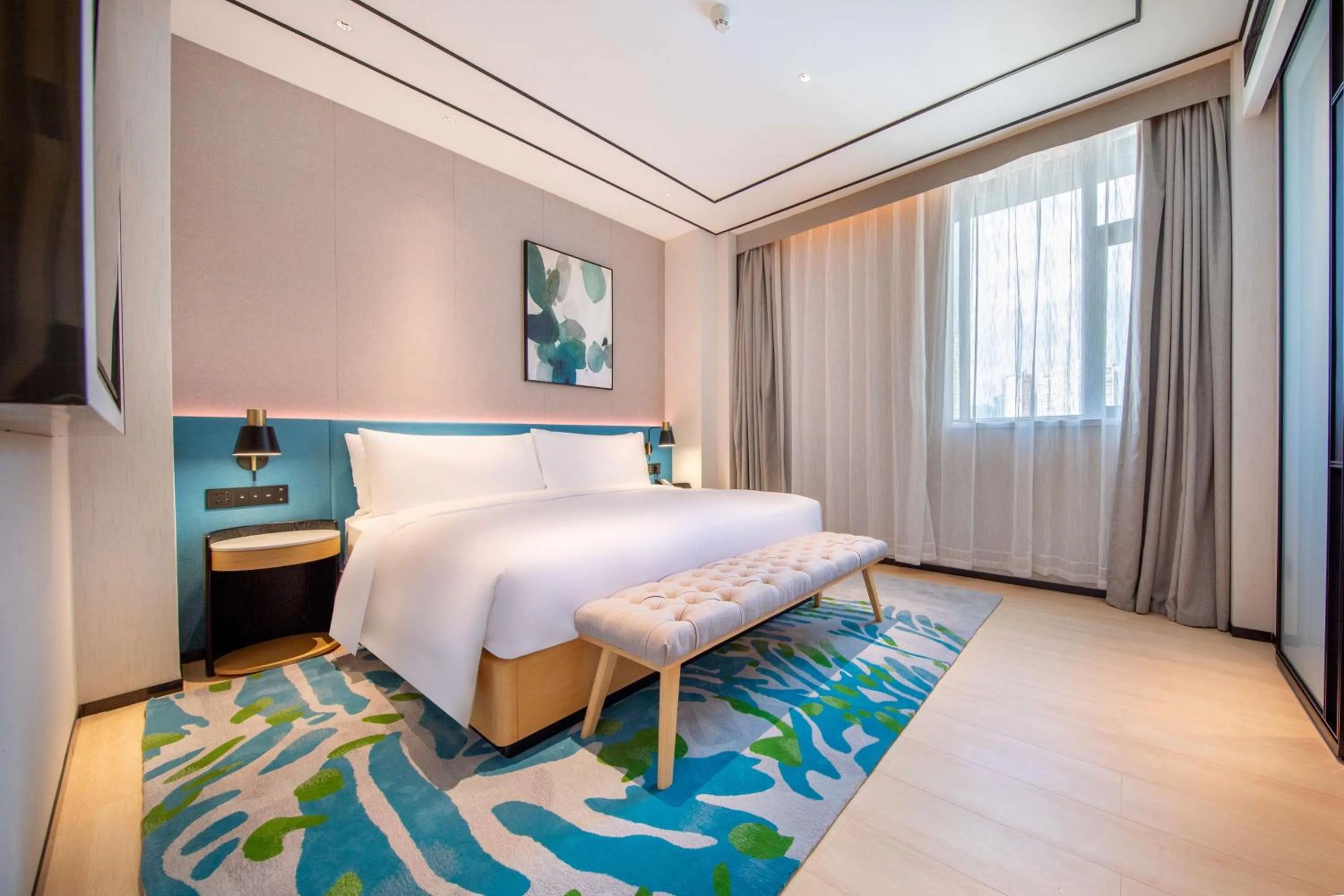 One-Bedroom King Suite in Hilton Garden Inn Shenzhen Nanshan Avenue
