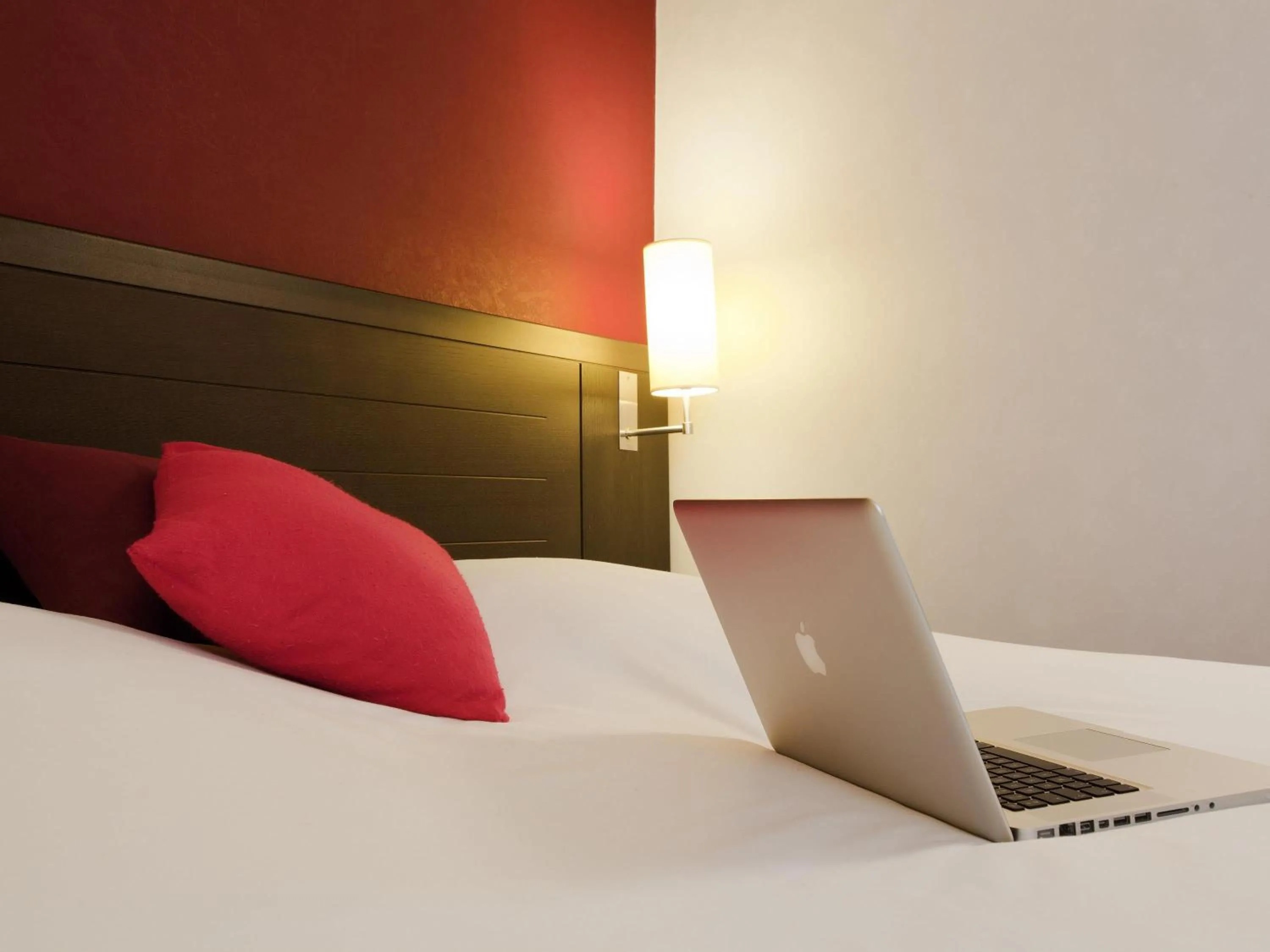 Standard Twin Room -Breakfast included in ibis Styles Belfort Centre