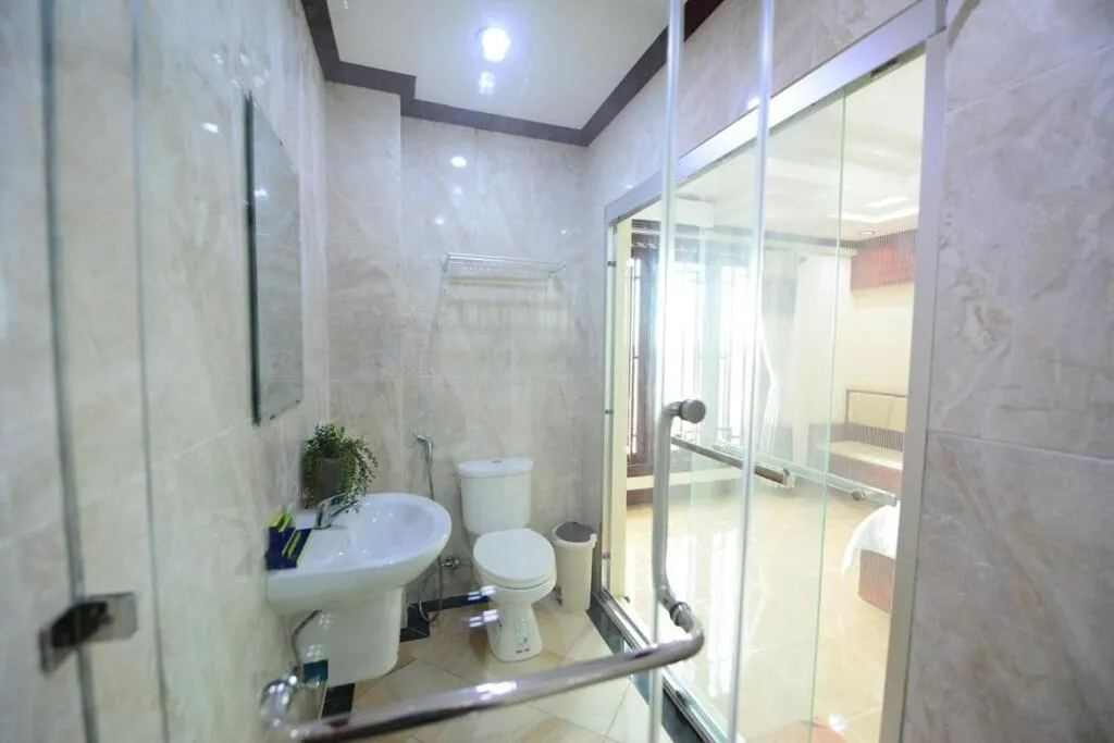 Deluxe Double Room with Balcony in Vientiane Luxury Hotel