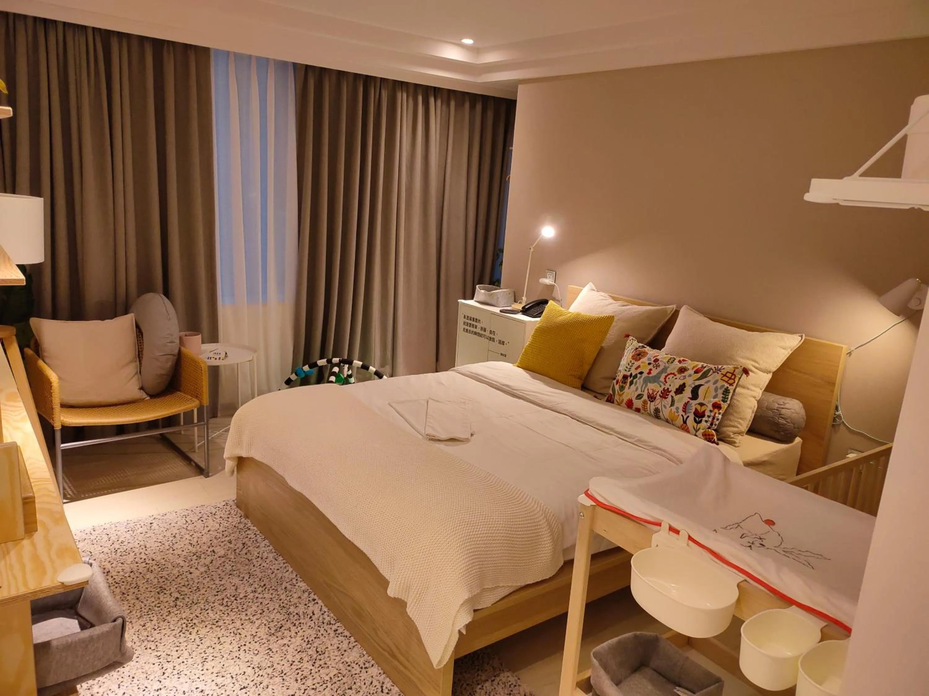 Northern Euro Style Deluxe Suite in Yomi Hotel - ShuangLian MRT