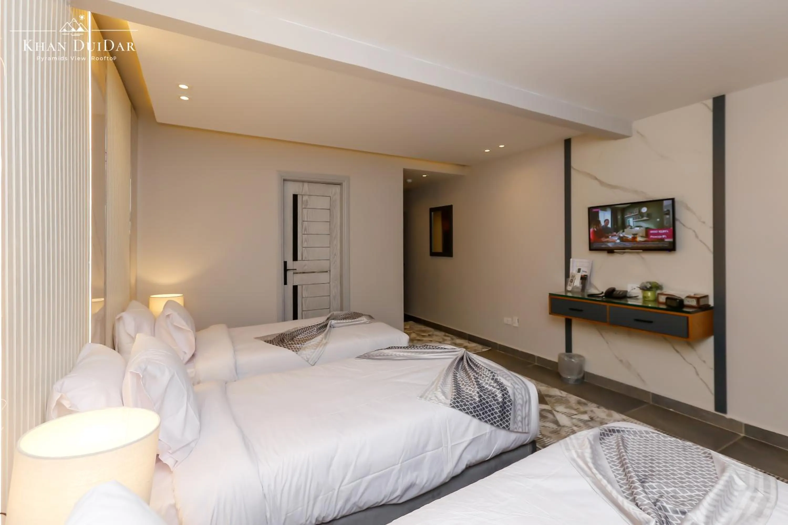 Superior Double/Triple Room - Pyramids View with Balcony in Khan Duidar Inn - Pyramids View Rooftop