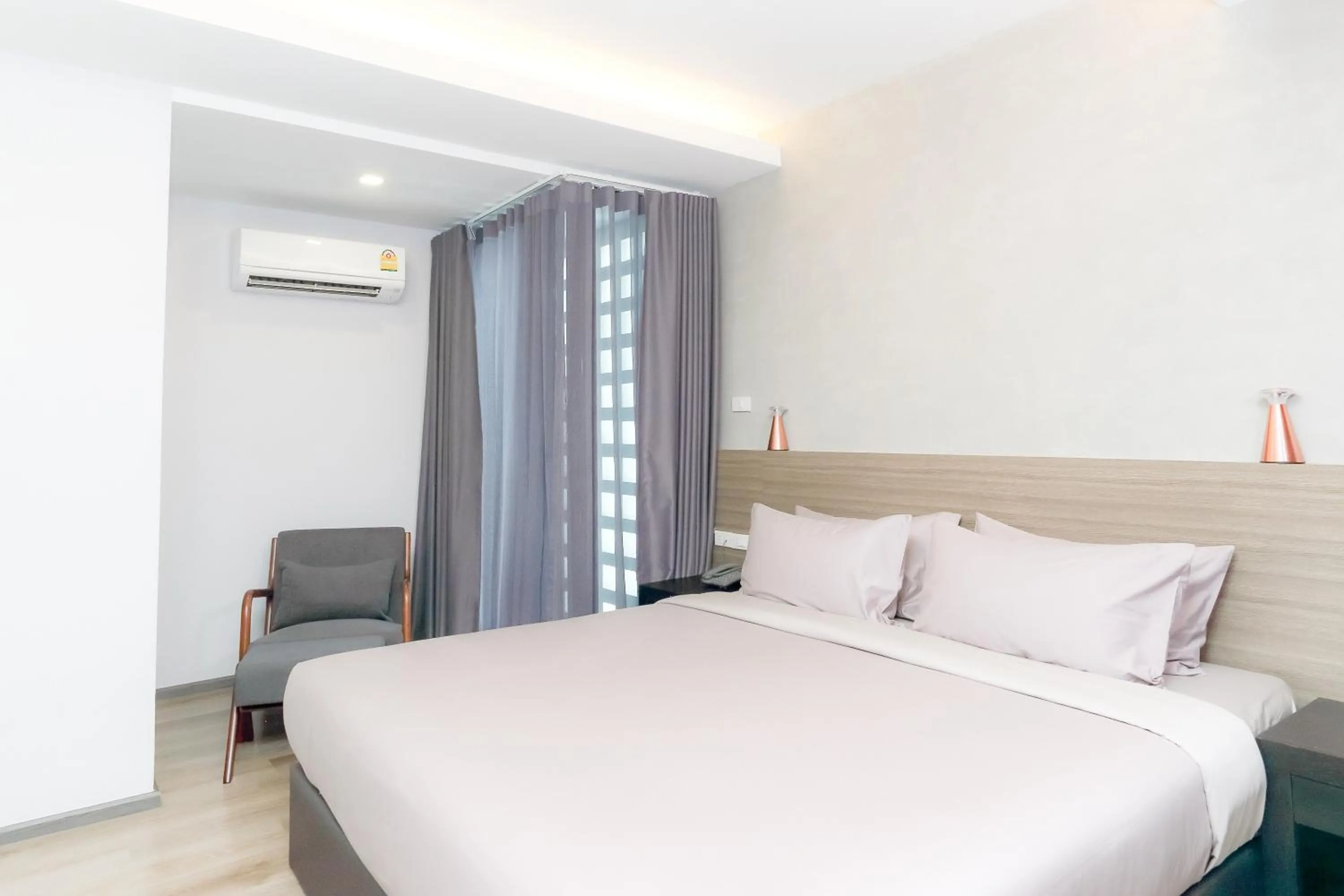 Standard King Room in Seed Boutique Hotel