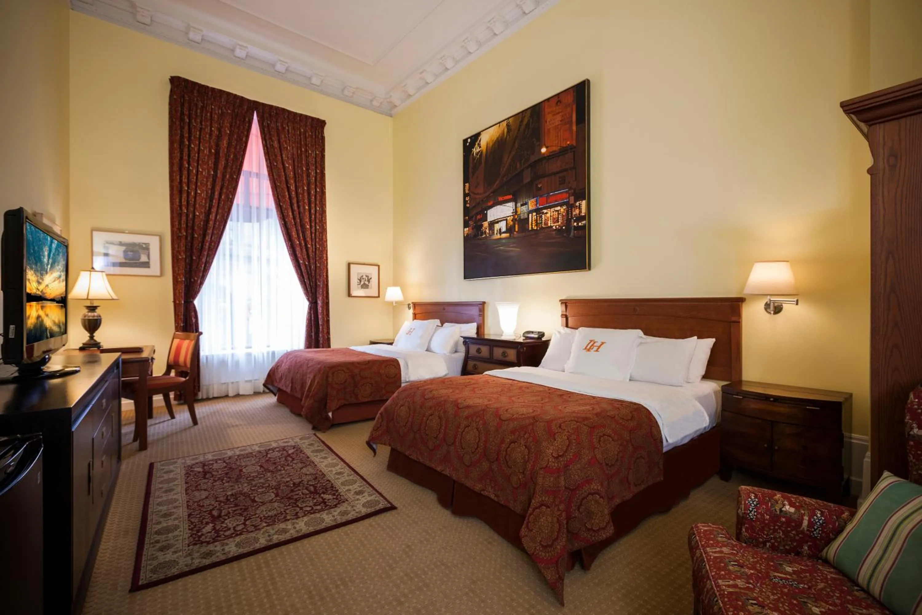 Superior Queen Room with Two Queen Beds in LHotel