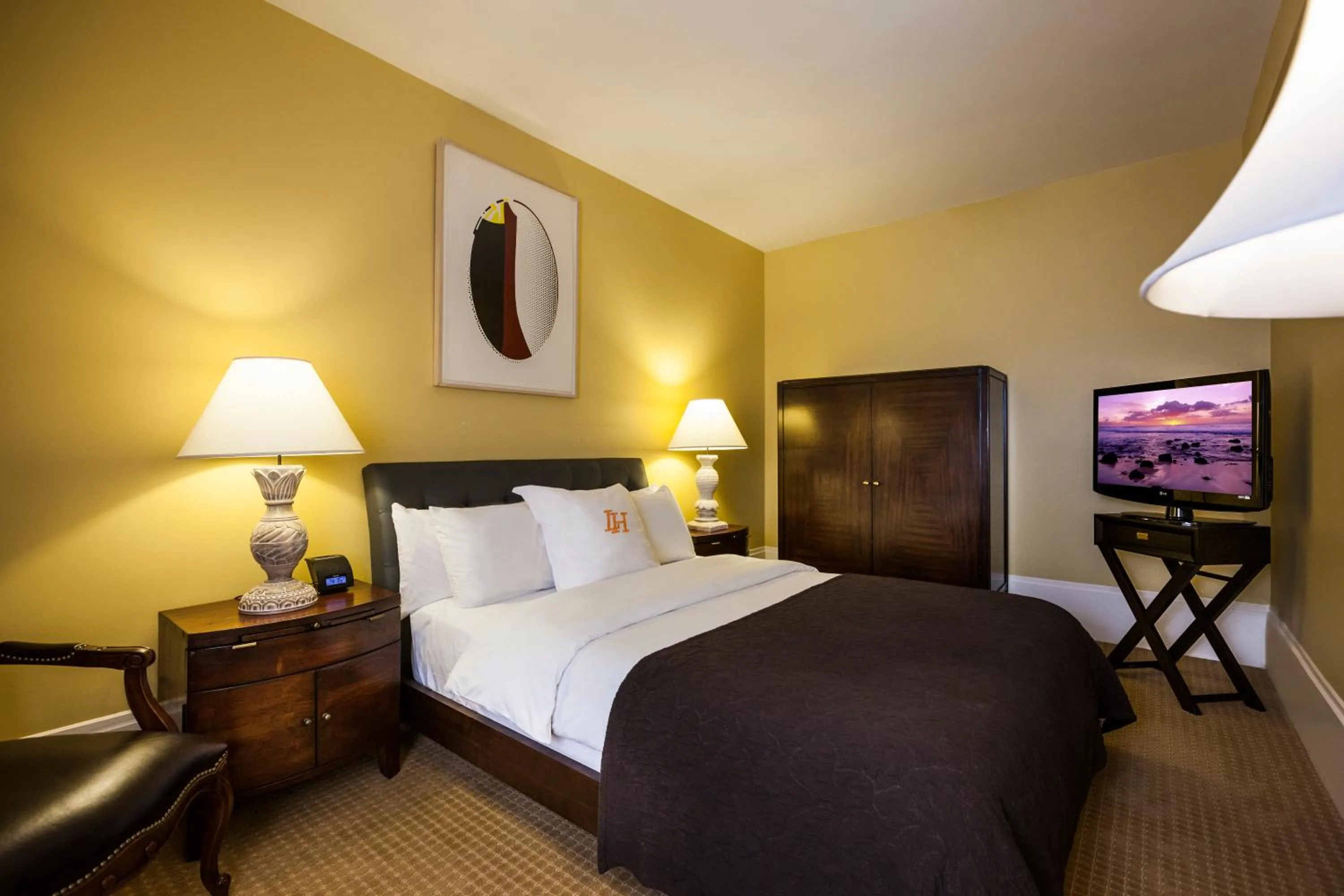 Superior Queen Room in LHotel