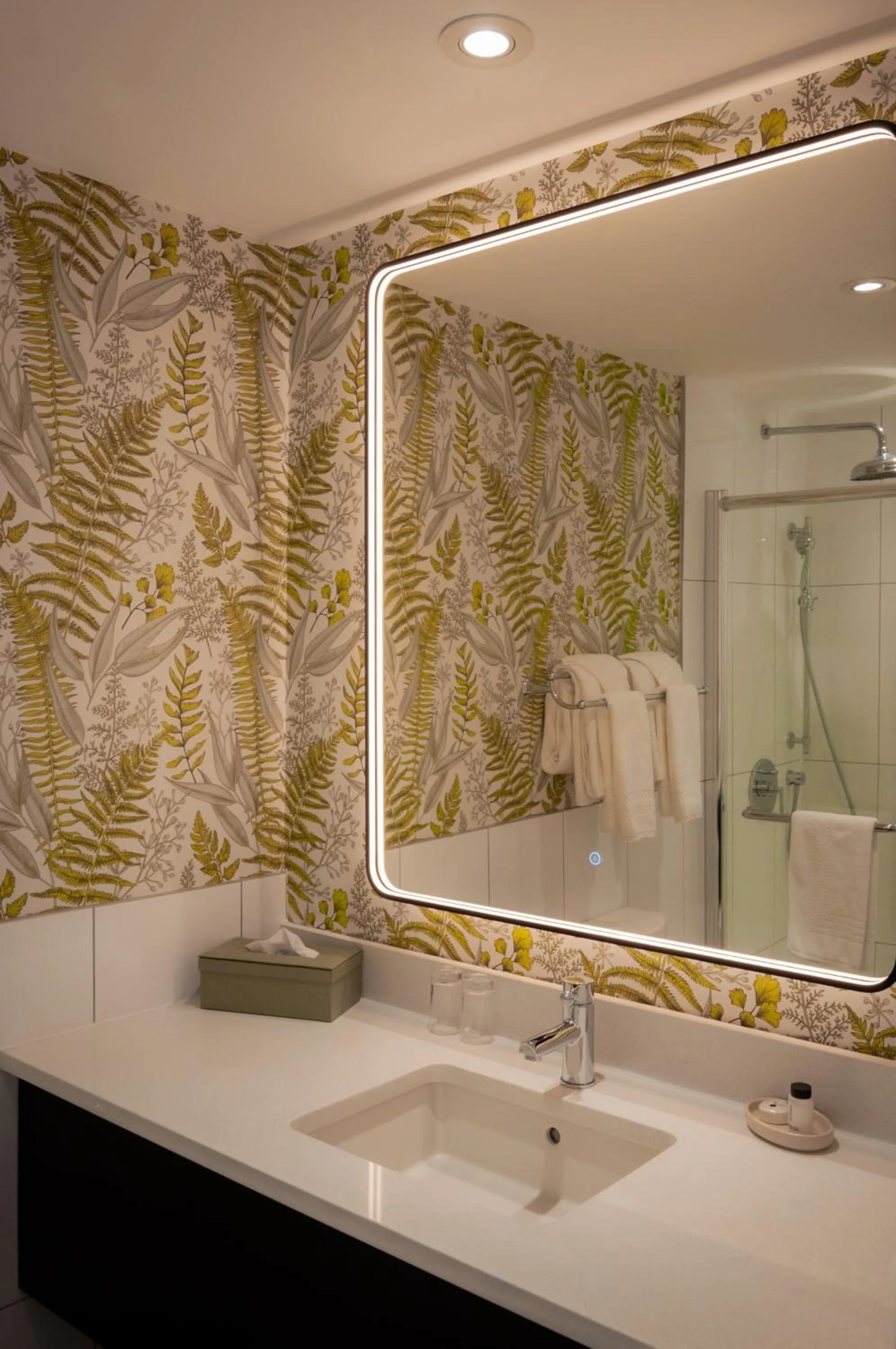 King Room with Balcony and Mountain View in Mont Gabriel, Sainte-Adèle, a Tribute Portfolio Resort