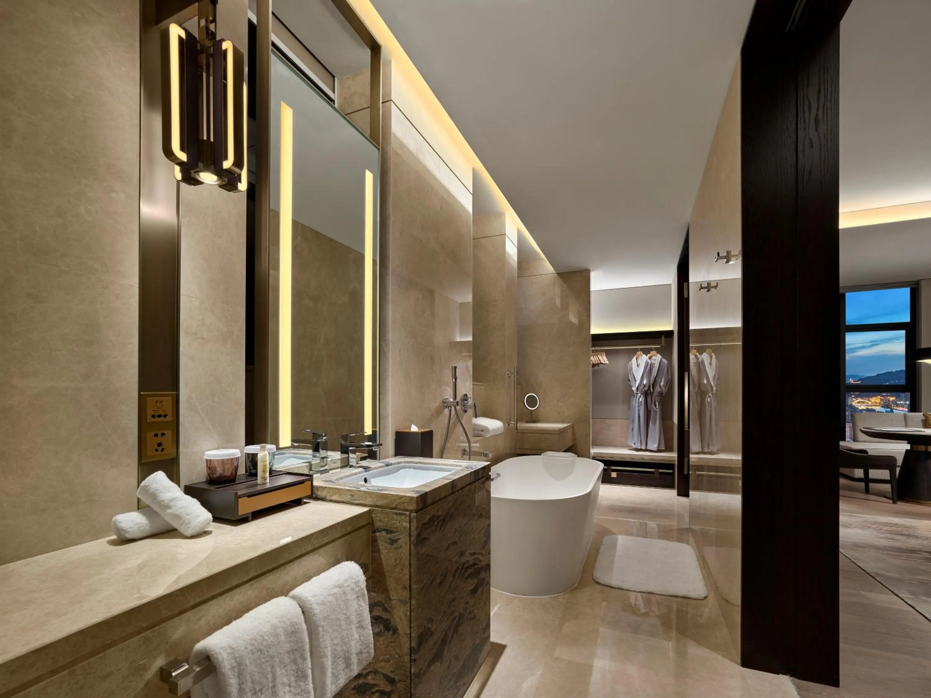 King Junior Suite in Hilton Lanzhou City Center