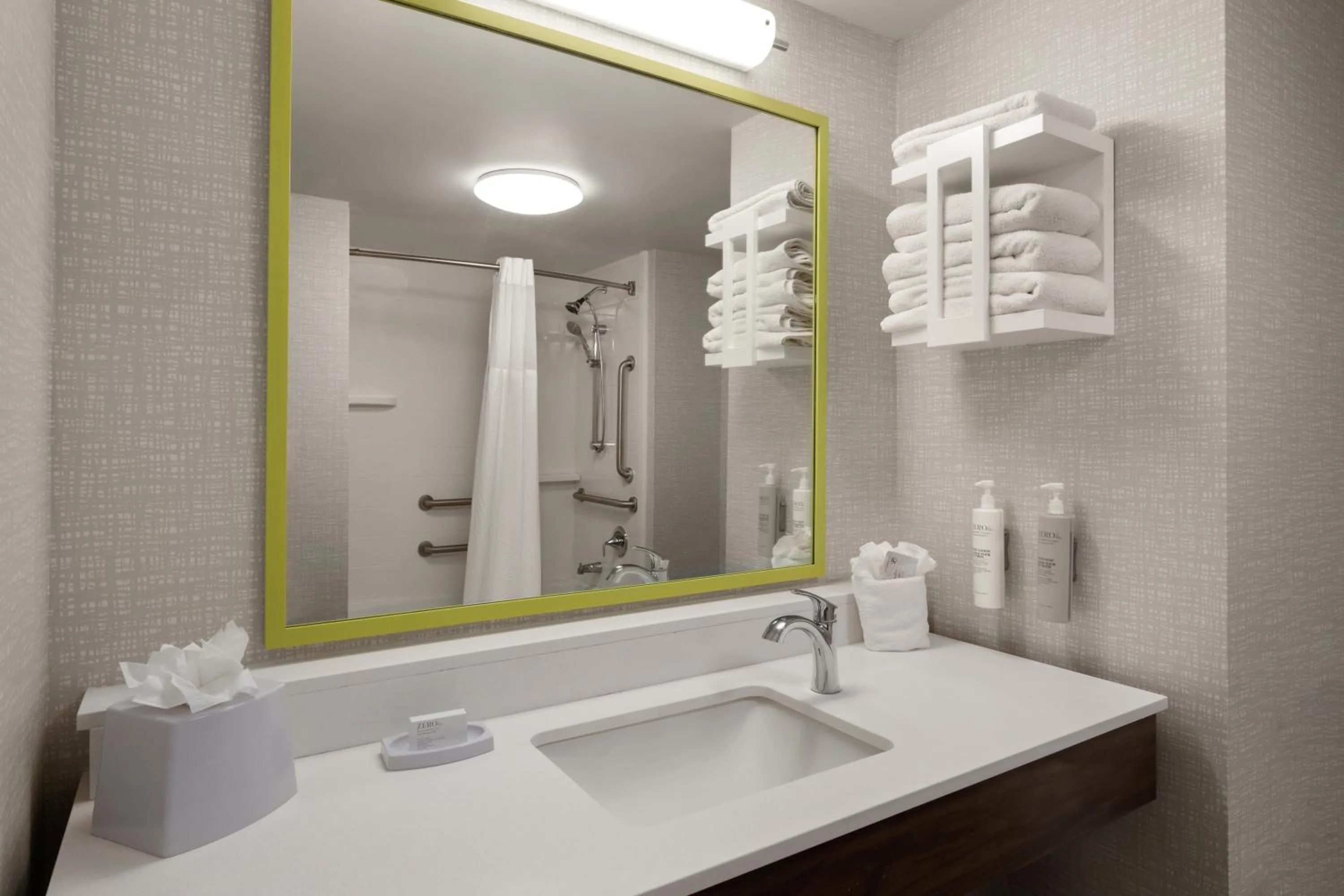 Queen Room with Two Queen Beds and Sofa Bed in Hampton Inn Carefree, Az