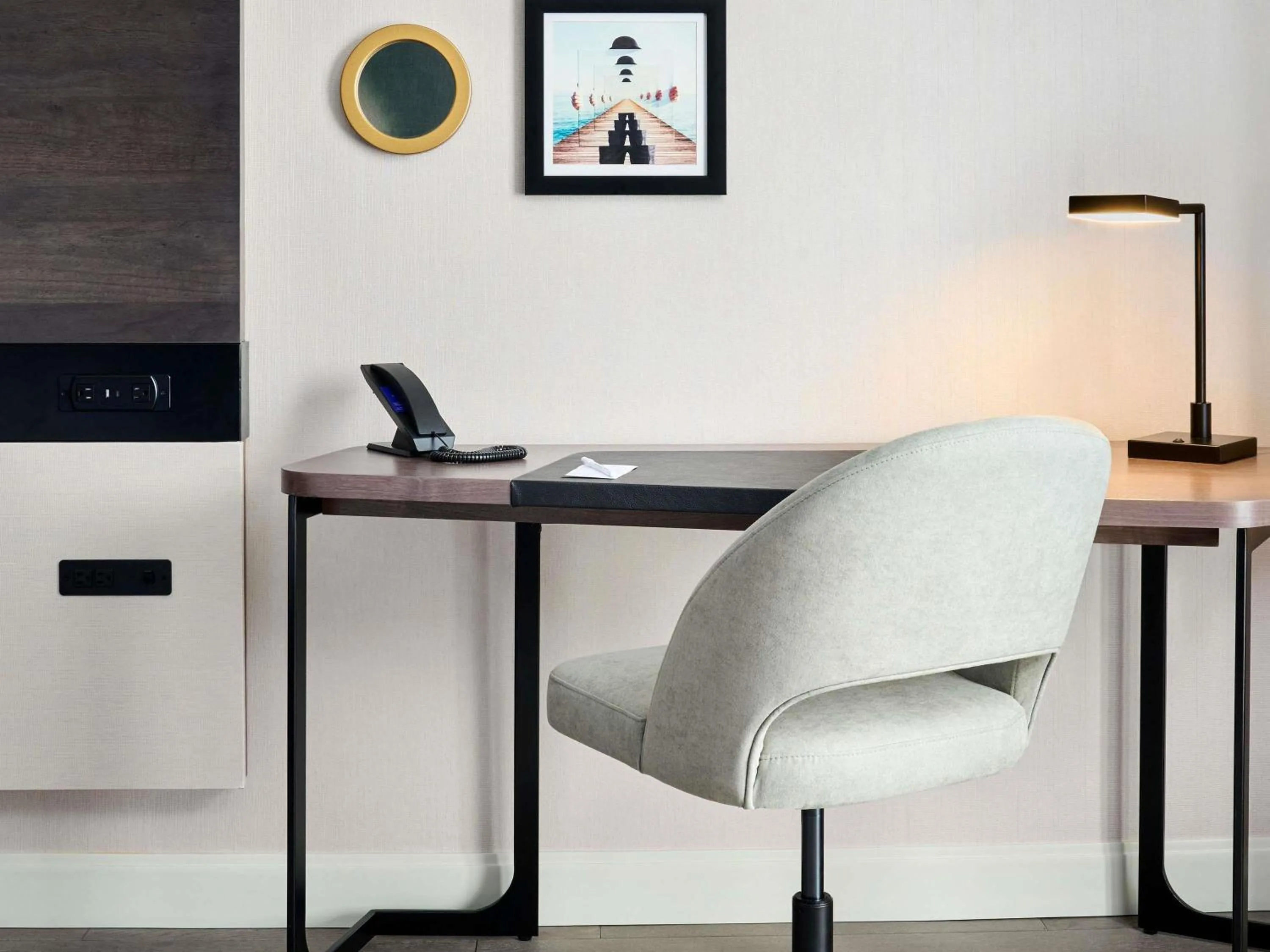 Executive King Room - Renovated in The Novotel Toronto Centre