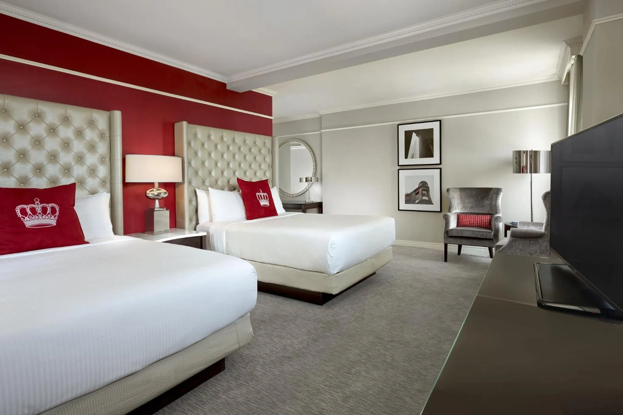 Deluxe Room - 2 Queen Beds in The Omni King Edward Hotel