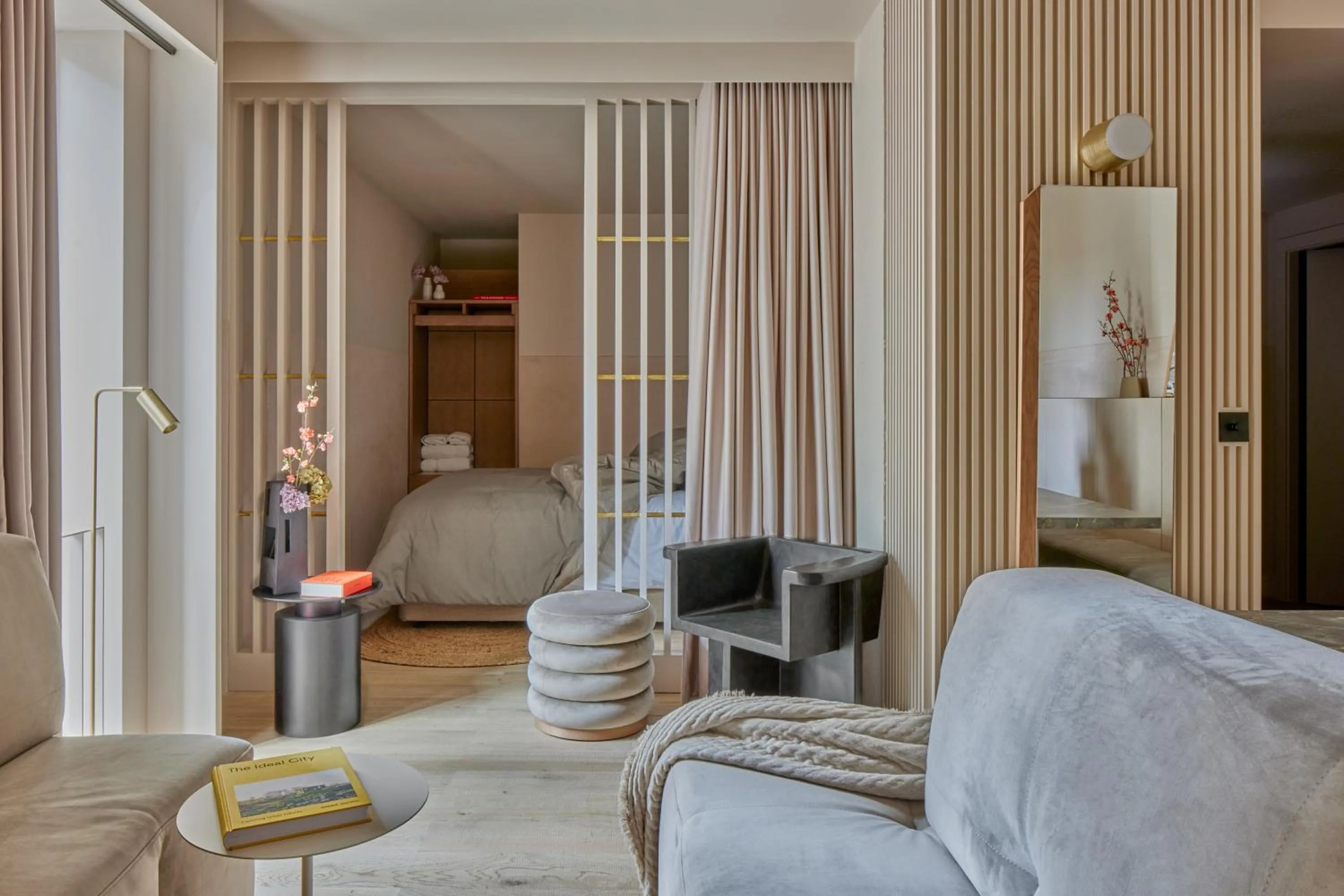 Two-Bedroom Suite in Buckle Street Studios by Locke, Aldgate