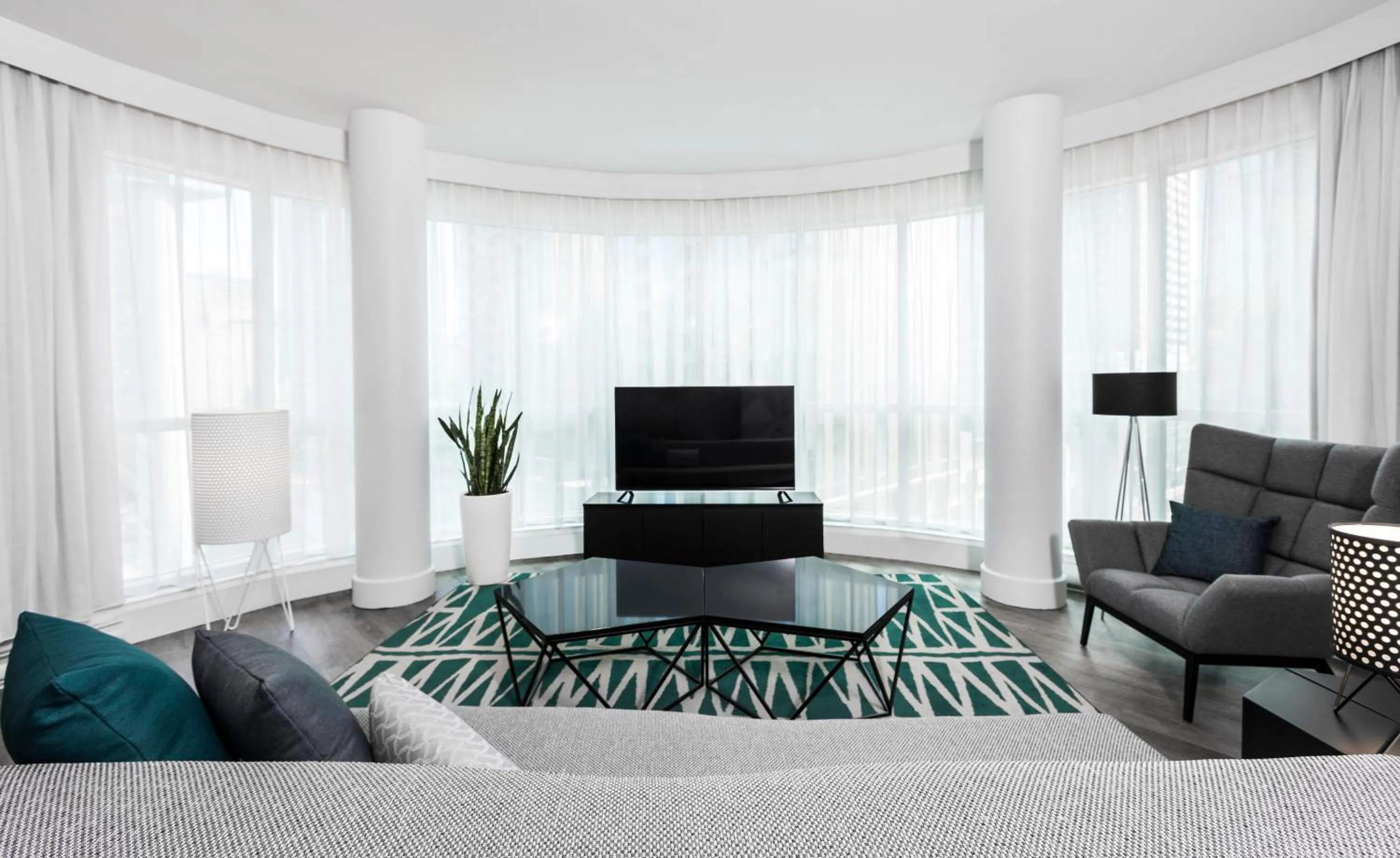 Crystal Suite in Warwick Le Crystal - Montréal