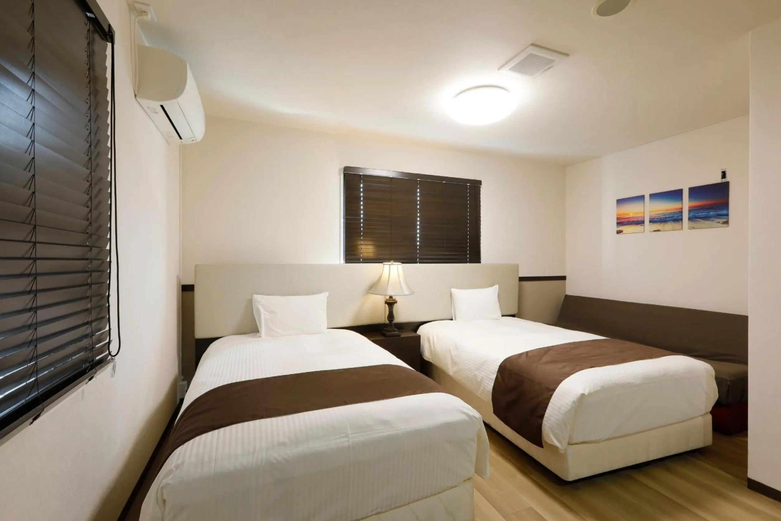 Premium Twin Room- Type A - Non Smoking in Phoenix Park Hotel