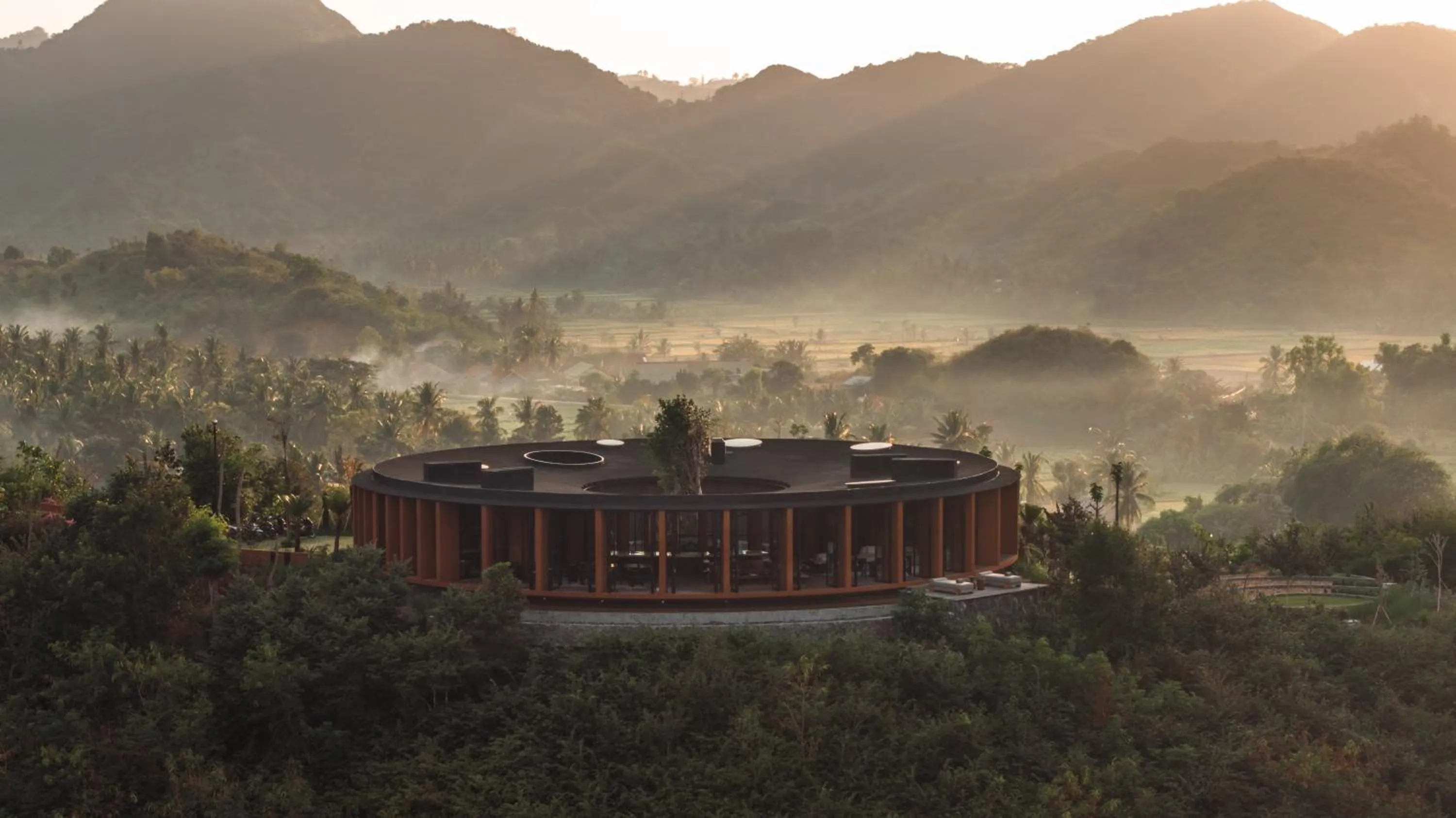 Four Bedroom Villa House Kala in Tampah Hills