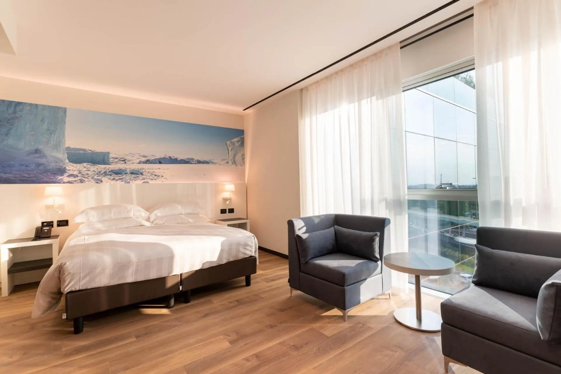 Junior Suite in Life Hotel