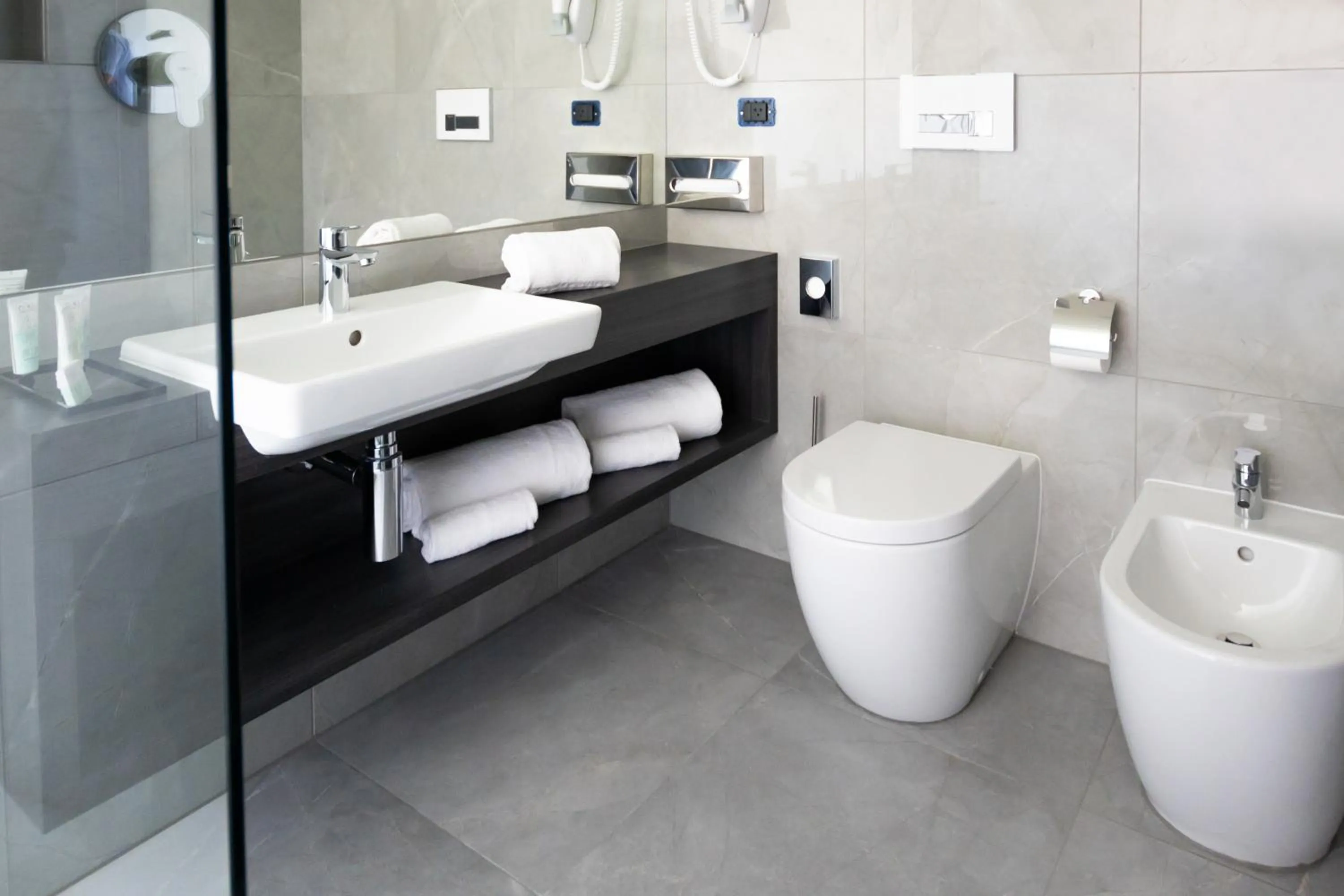 Standard Double Room in Life Hotel