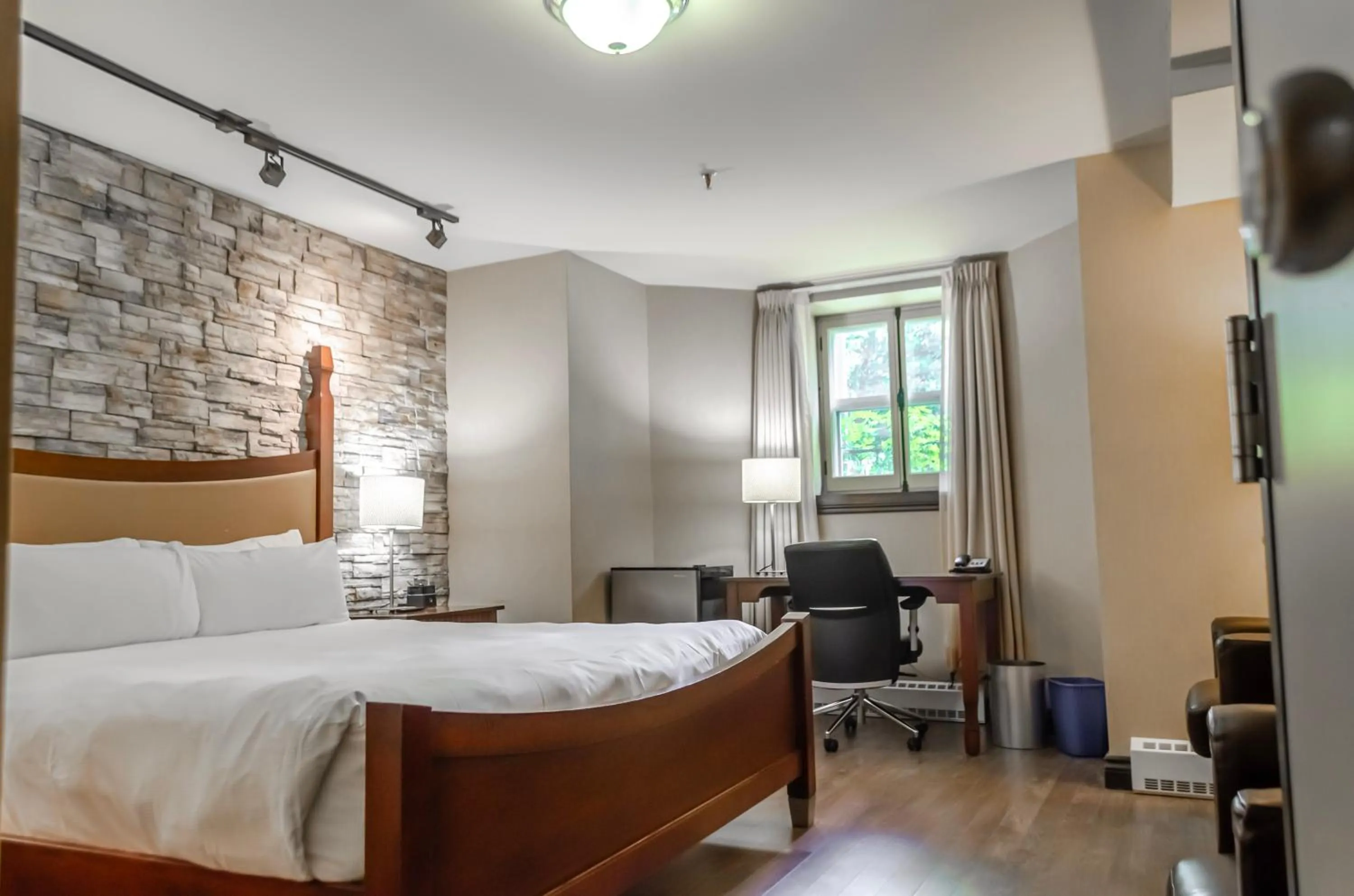 Deluxe Room in Hotel Chateau Bellevue