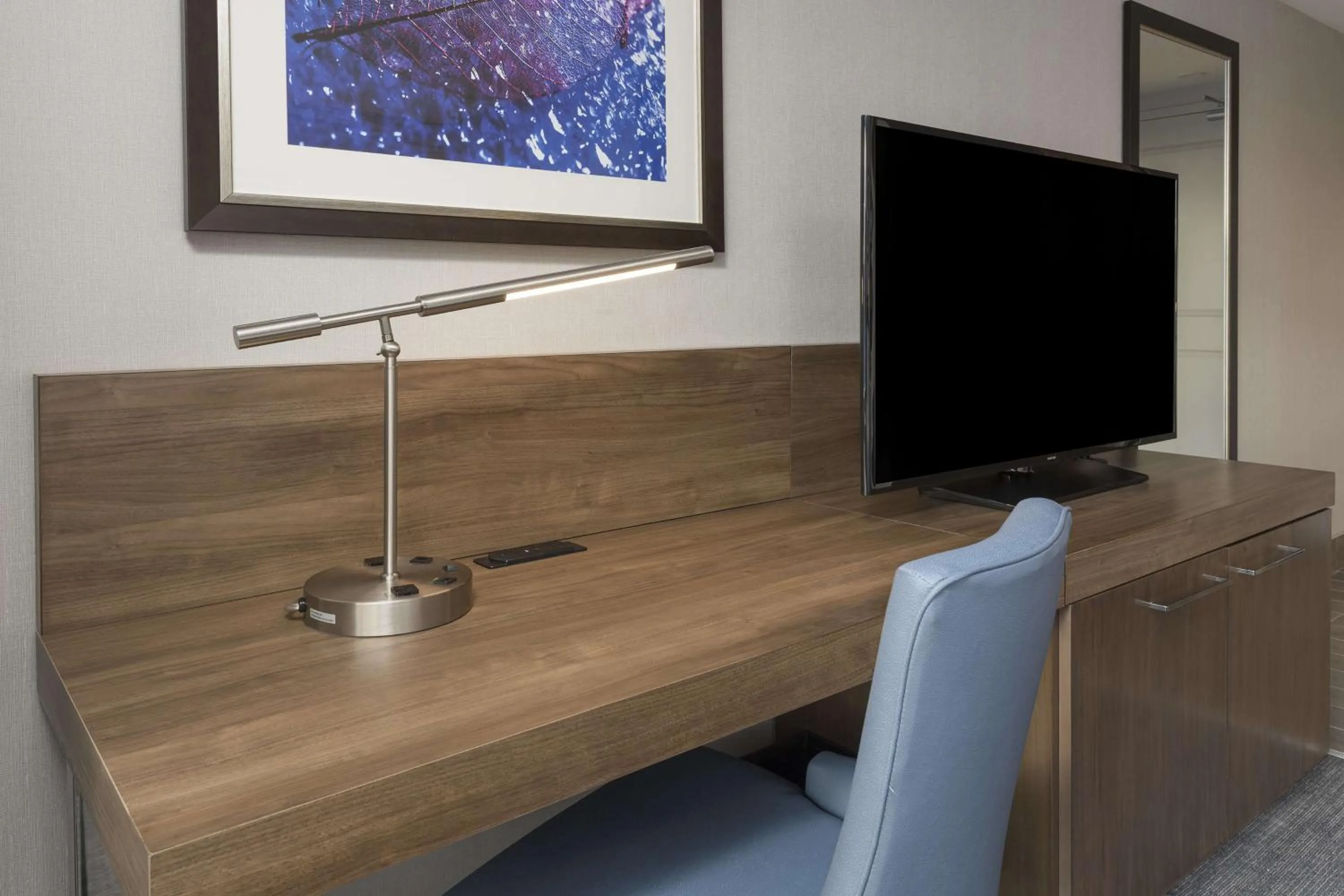 King Room in Hilton Garden Inn Ottawa Downtown