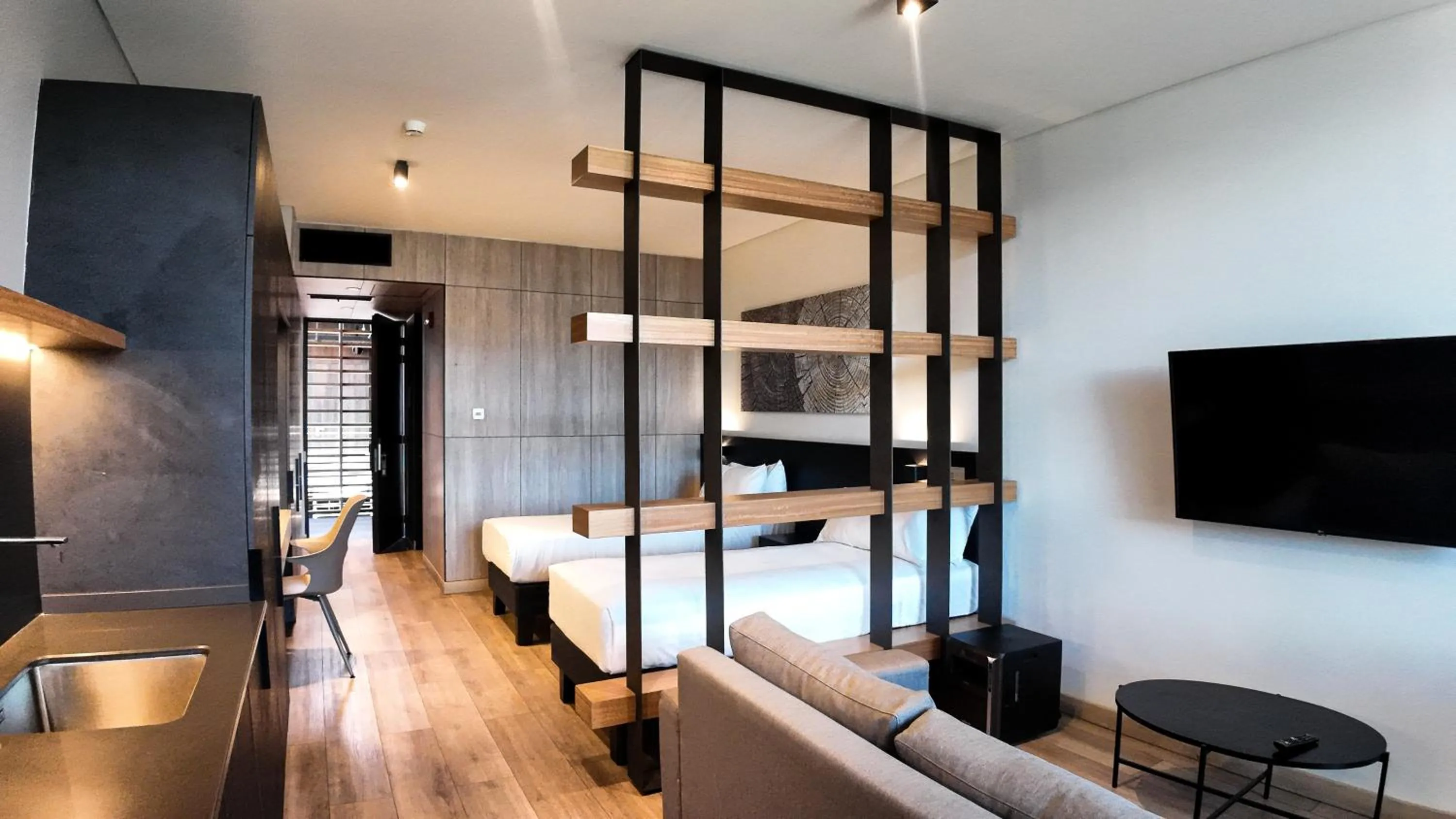 Apartment with Terrace - Twin beds in Nucleo Mayor Apart