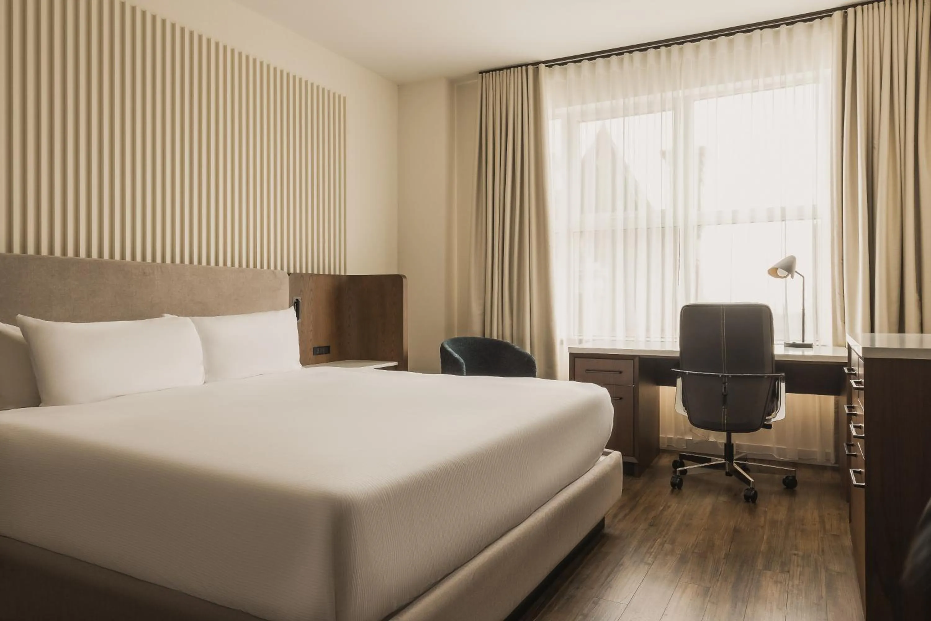 Deluxe Suite in Hotel Chateau Laurier Québec